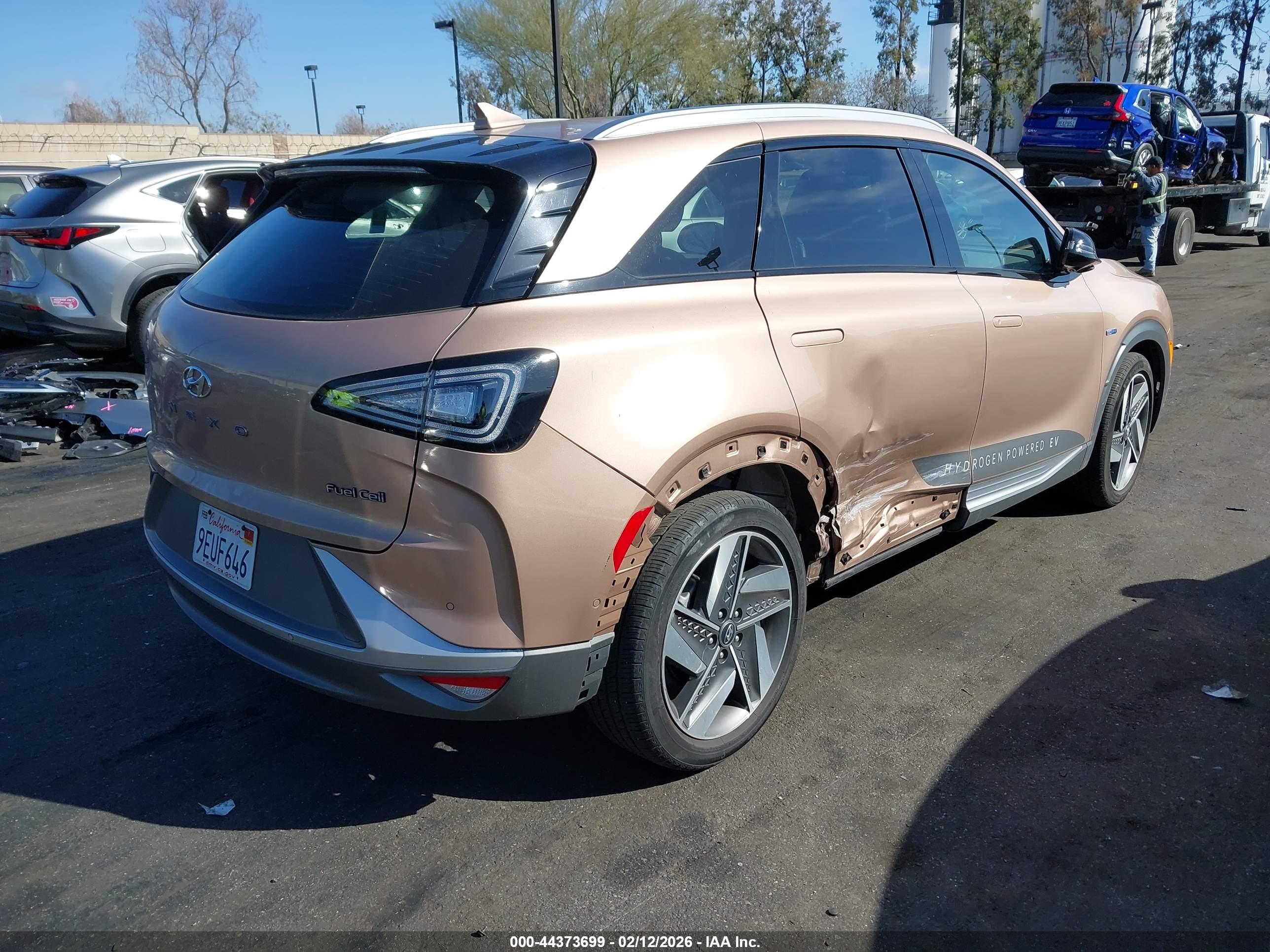 HYUNDAI NEXO image 4