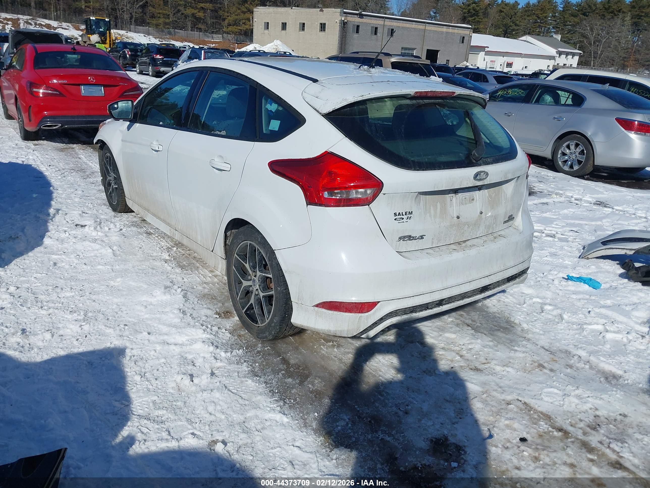 FORD FOCUS image 3