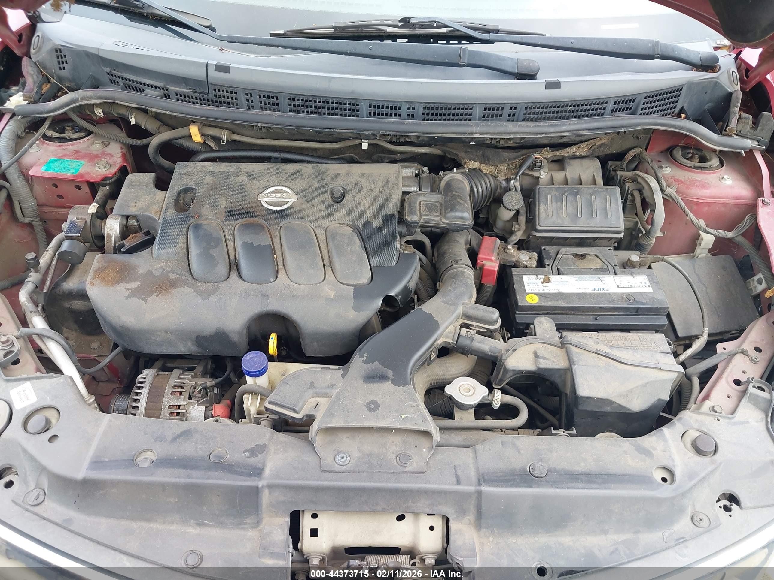 NISSAN VERSA image 10