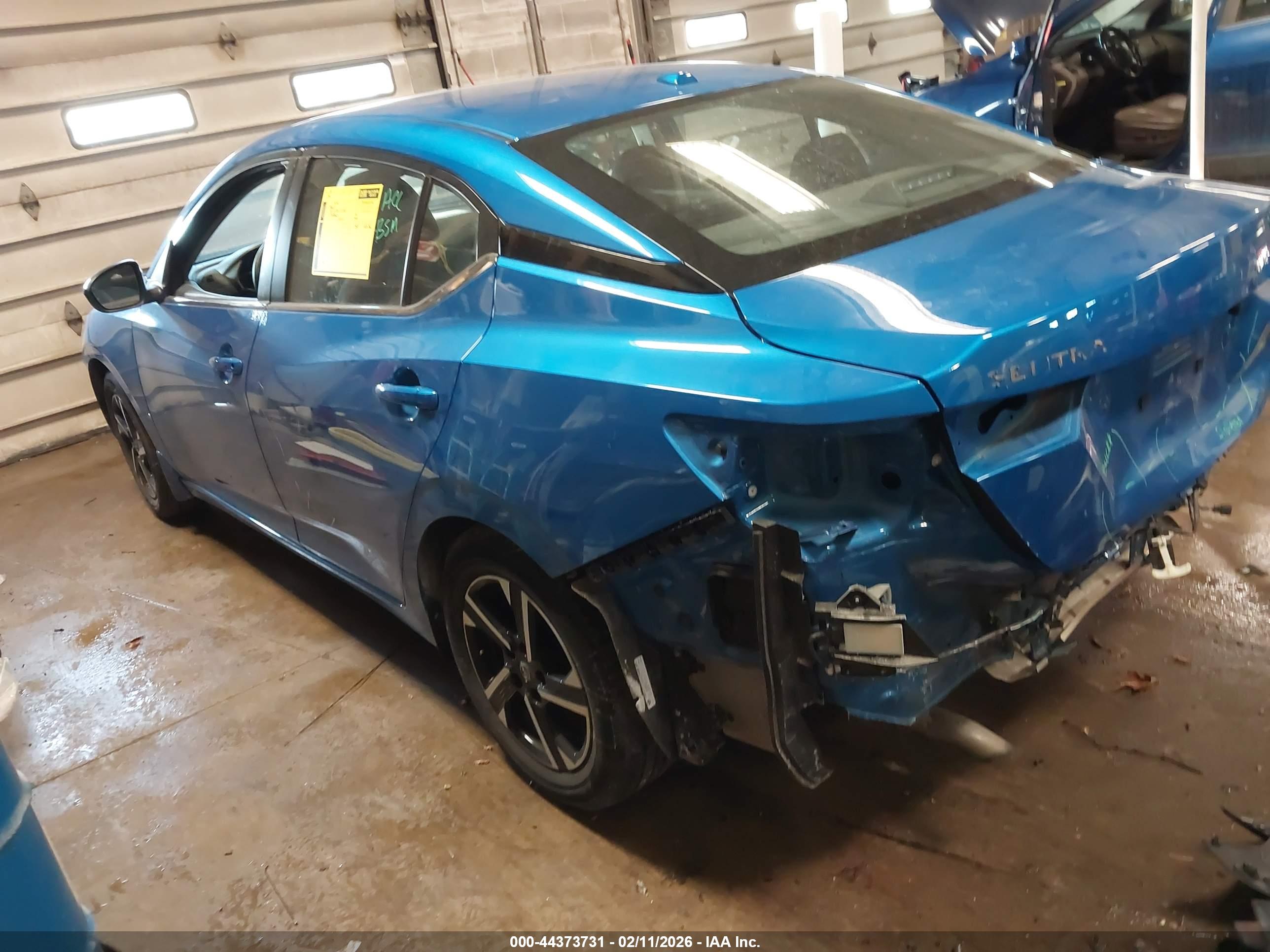 NISSAN SENTRA image 3