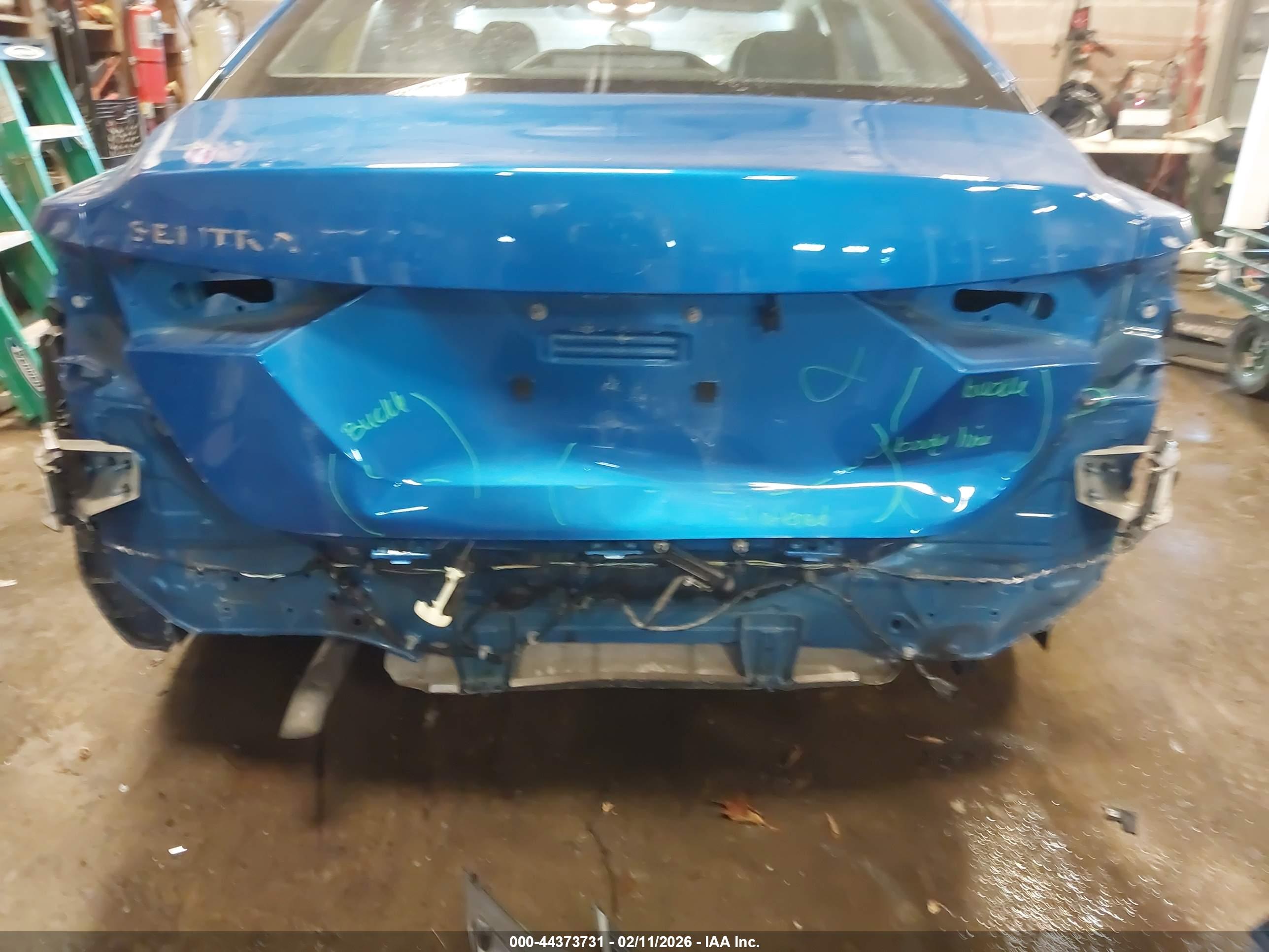 NISSAN SENTRA image 6