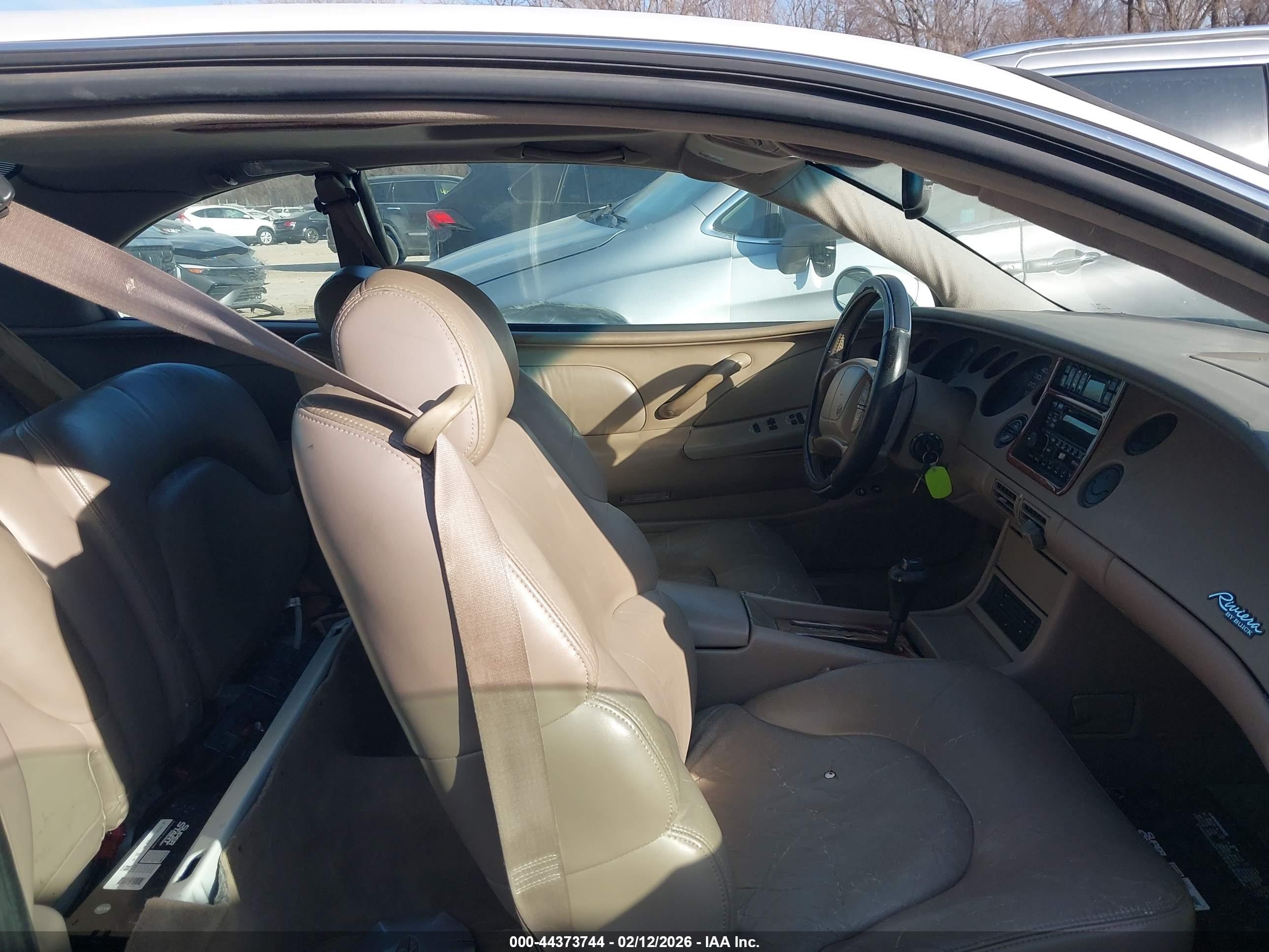 BUICK RIVIERA image 5