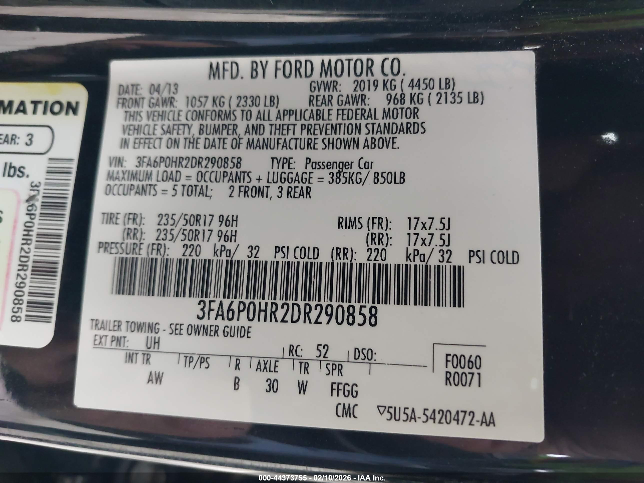 FORD FUSION image 9