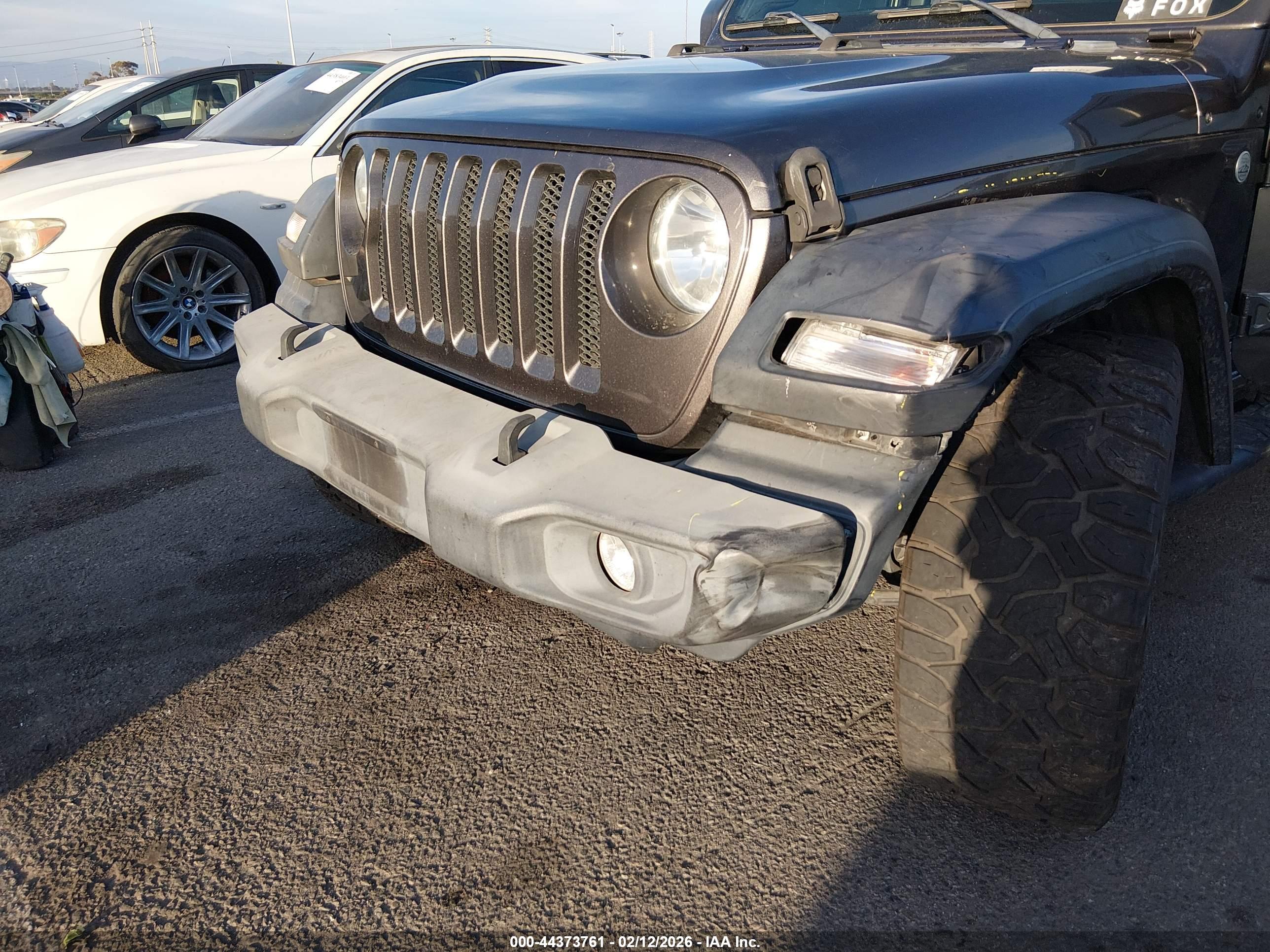 JEEP WRANGLER image 6