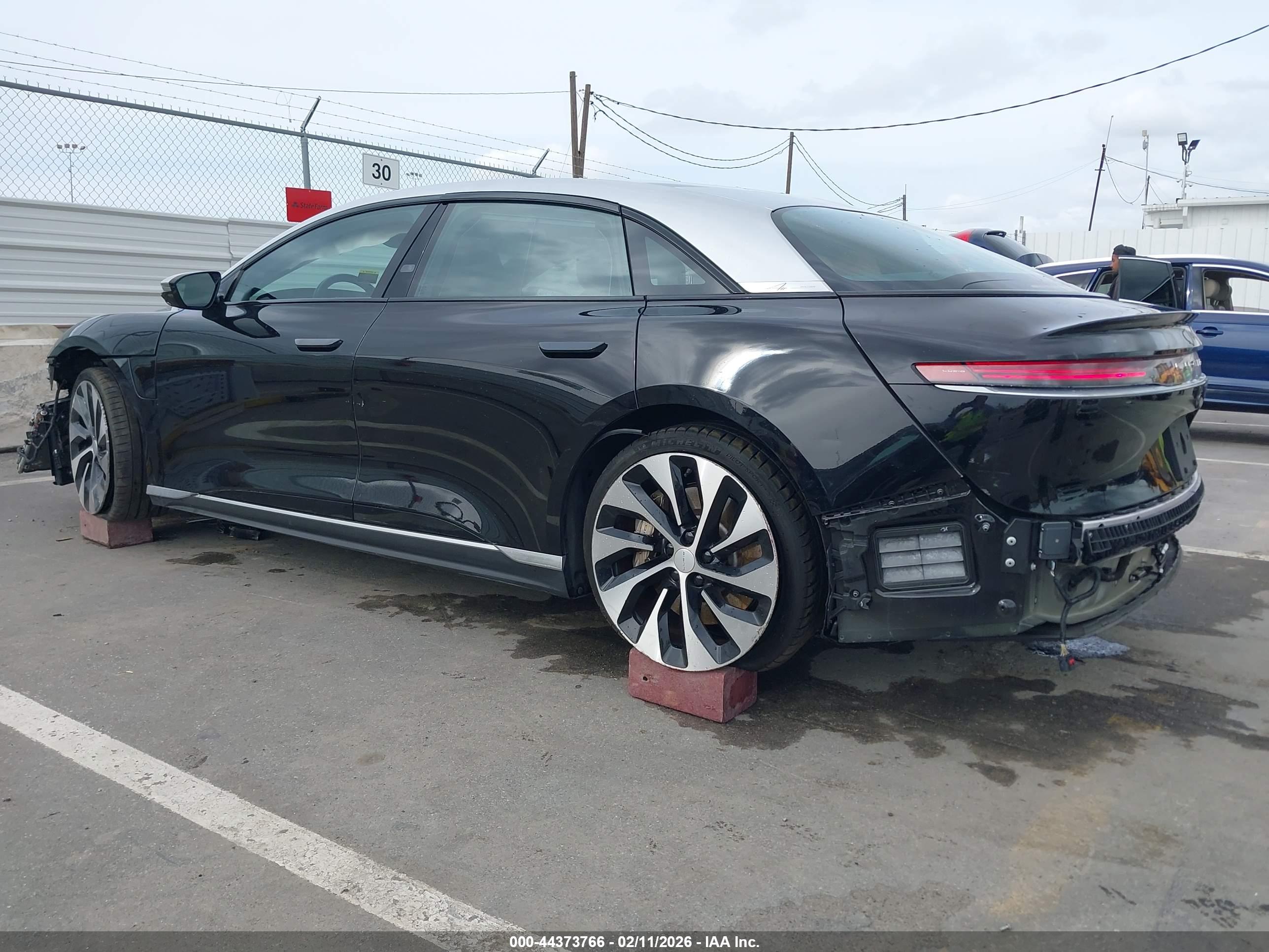 LUCID AIR image 3