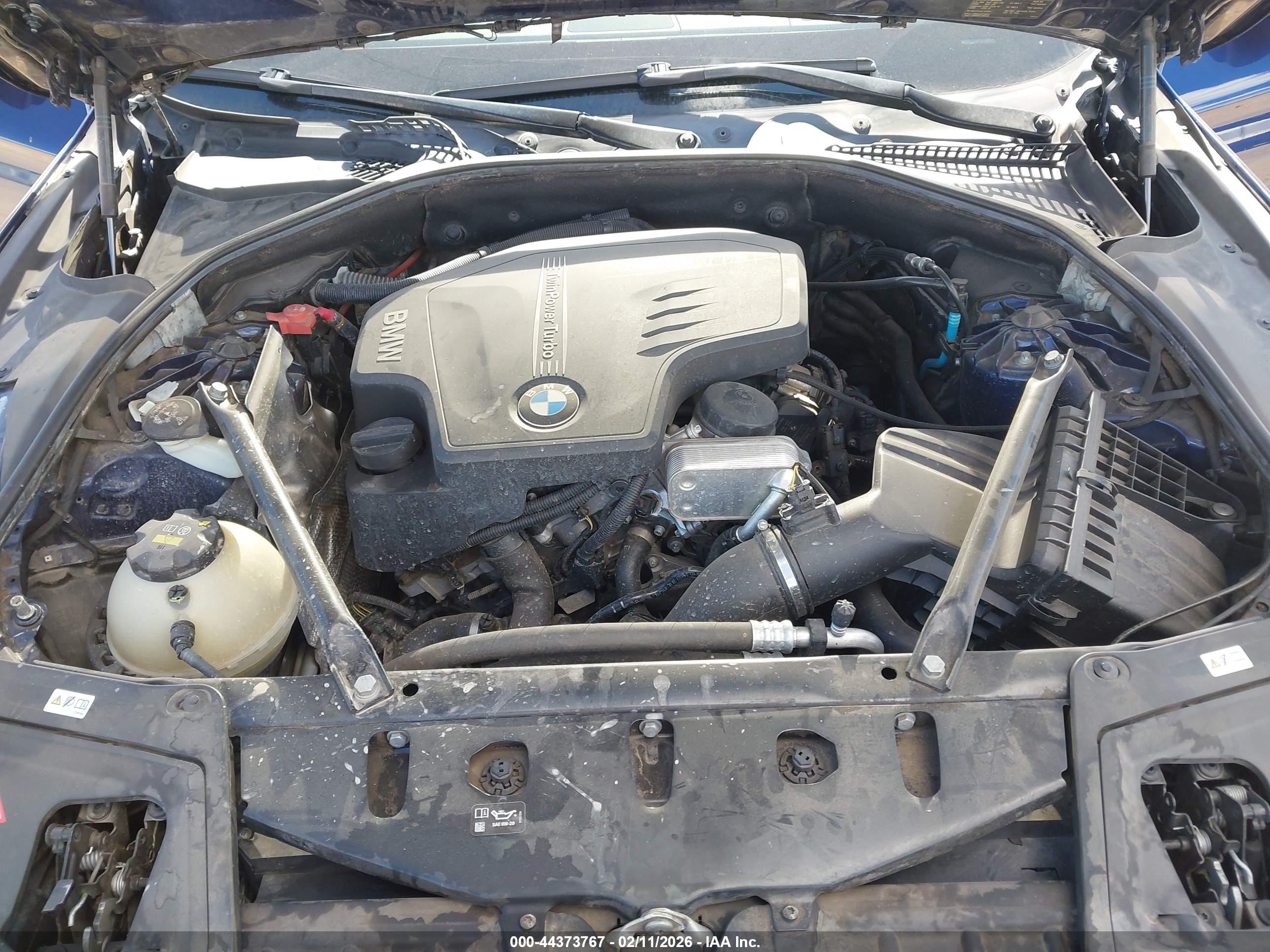 BMW 528I image 10