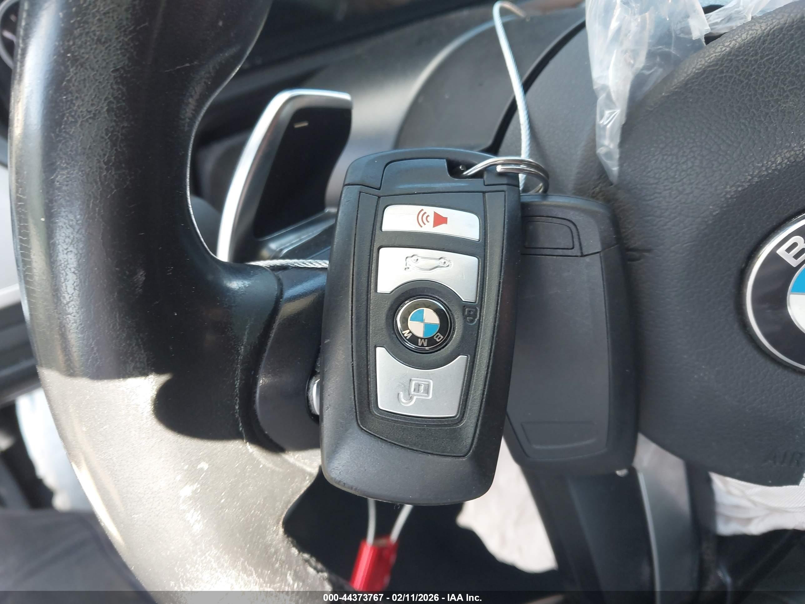 BMW 528I image 11
