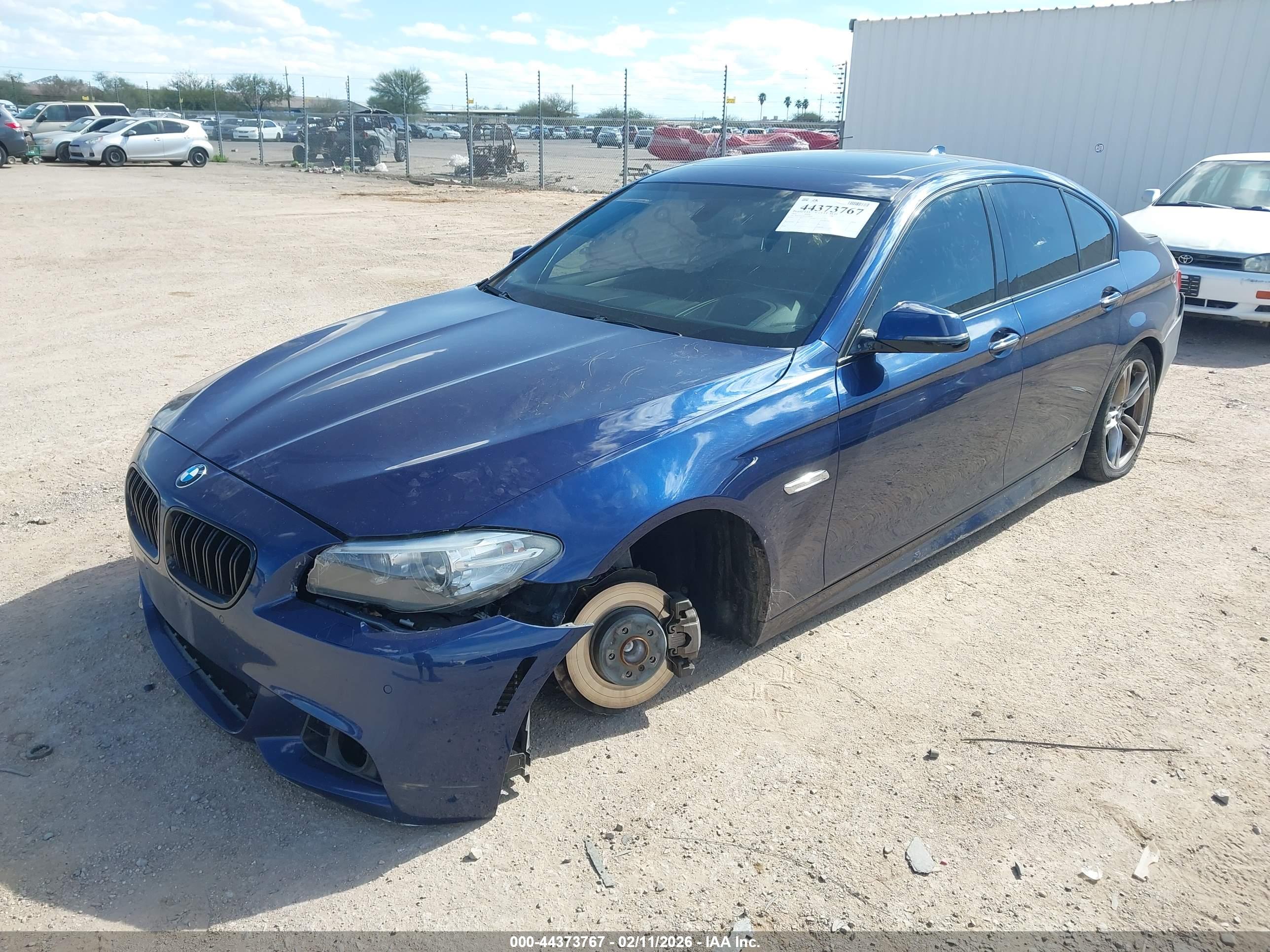 BMW 528I image 2