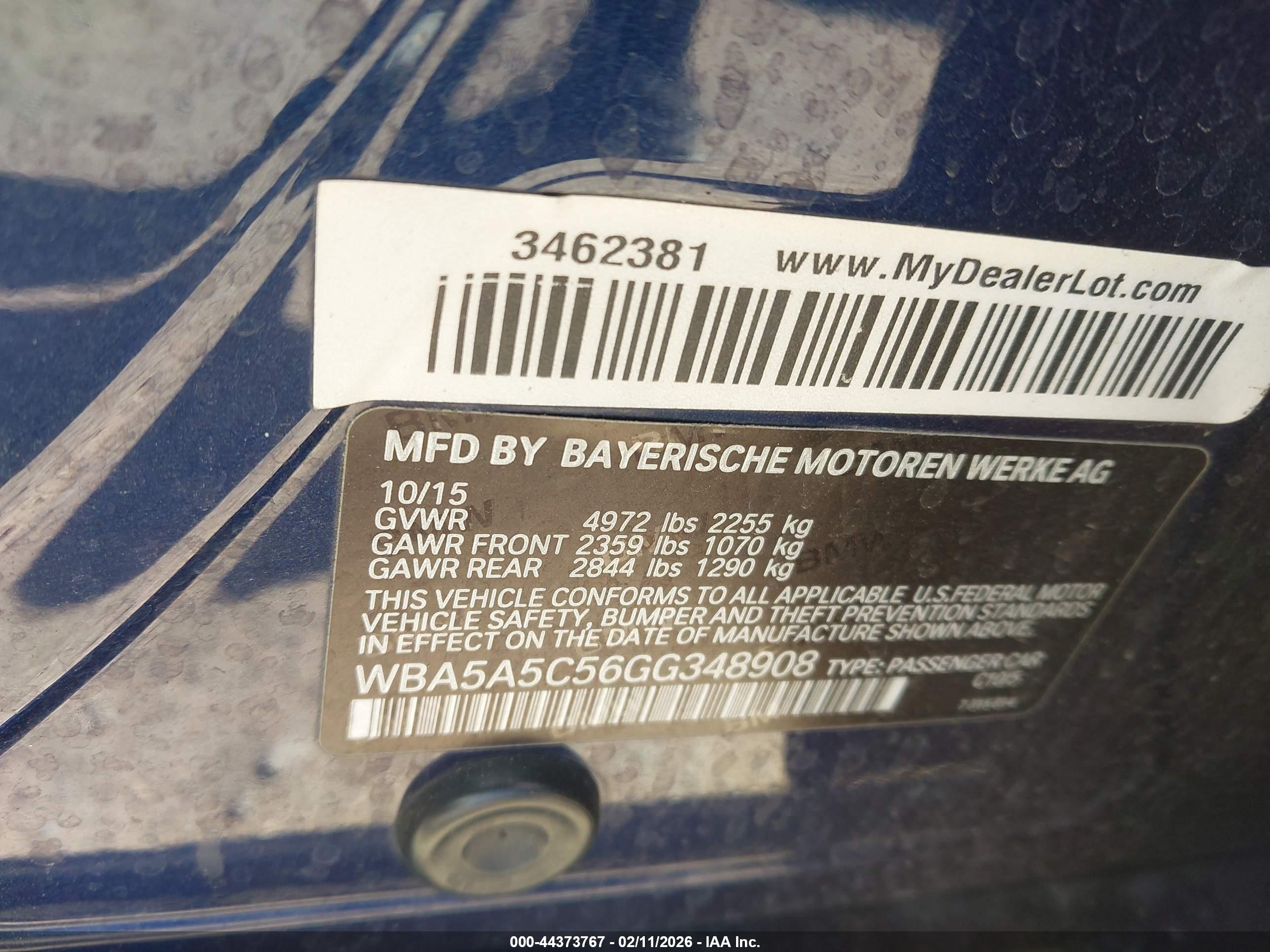 BMW 528I image 9