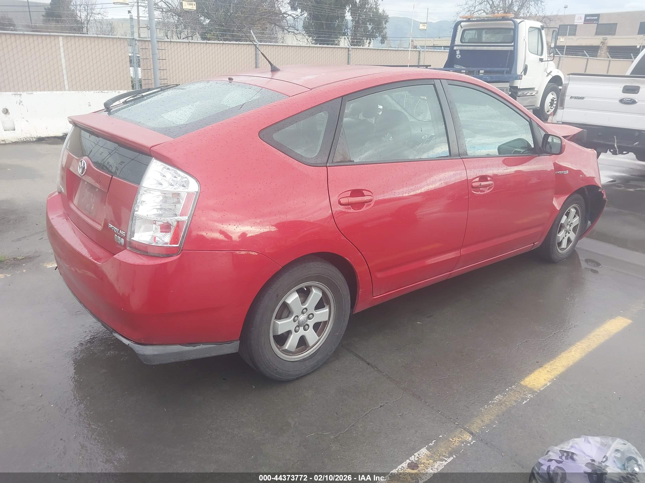 TOYOTA PRIUS image 4