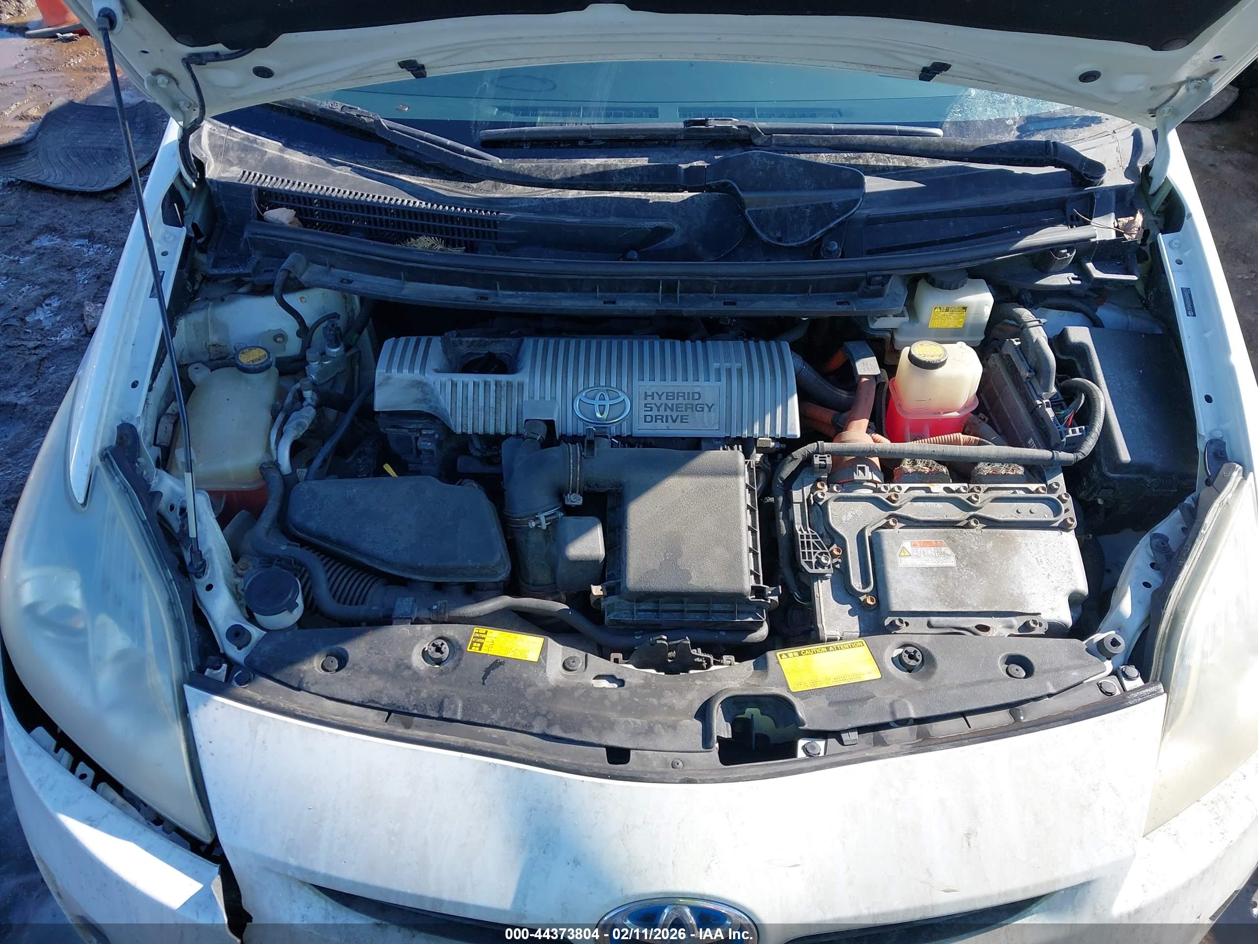 TOYOTA PRIUS image 10