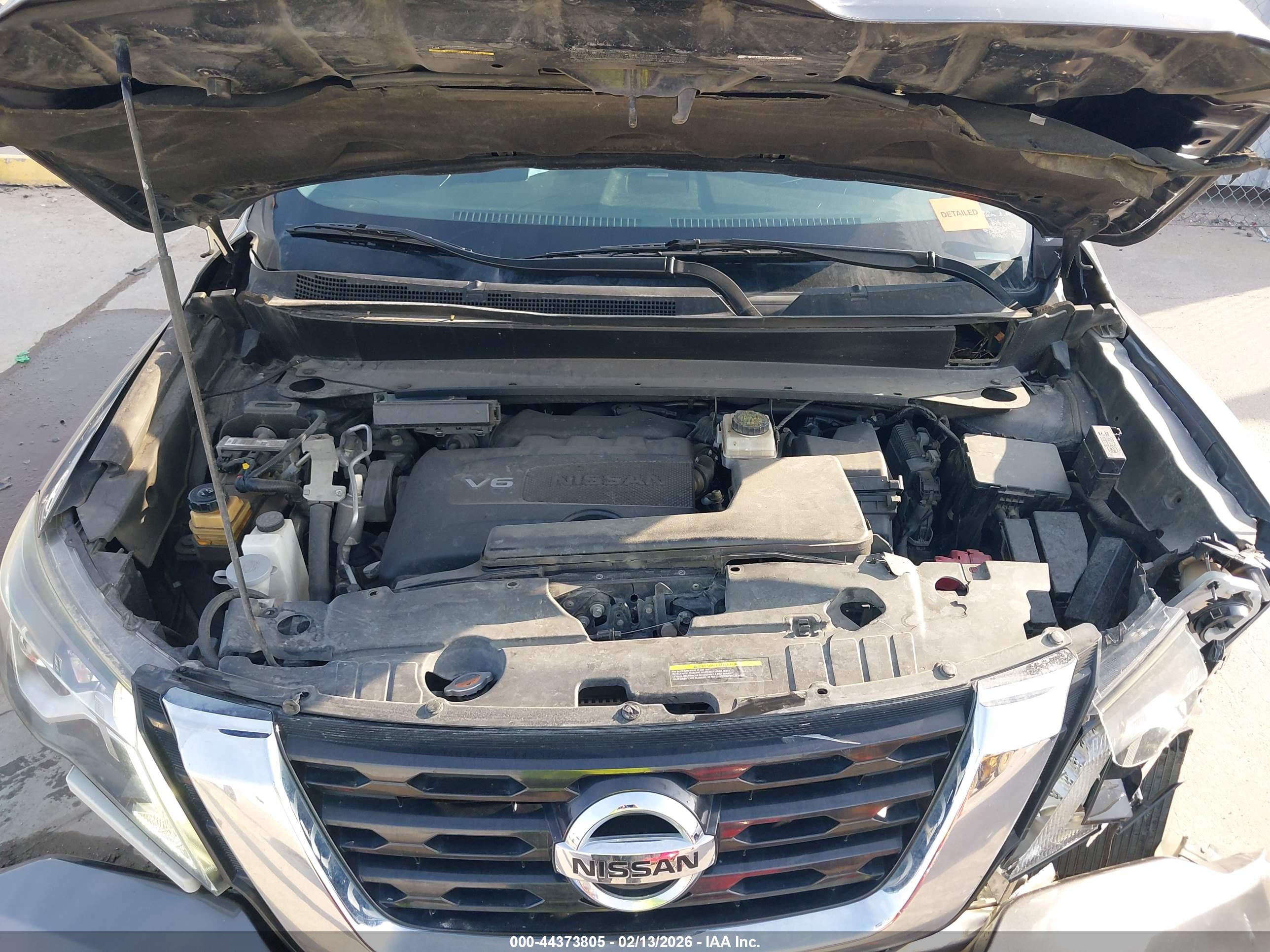 NISSAN PATHFINDER image 10