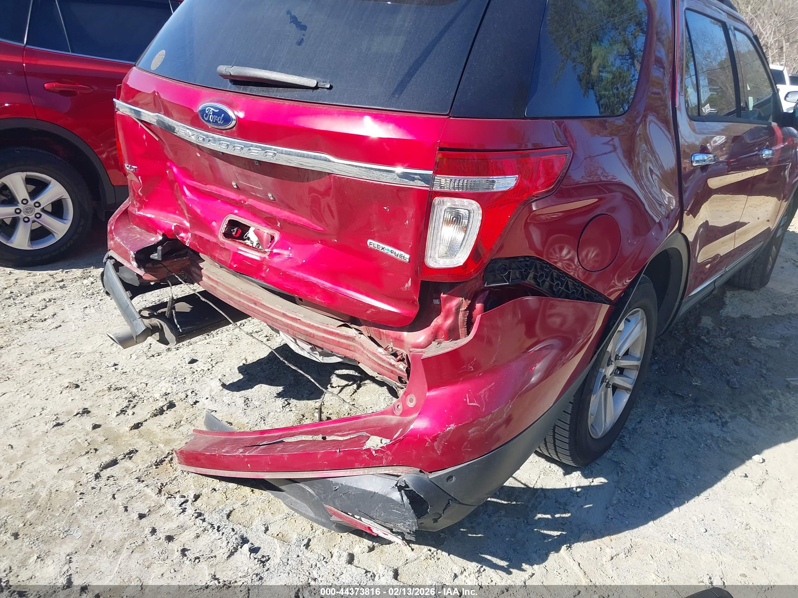 FORD EXPLORER image 6