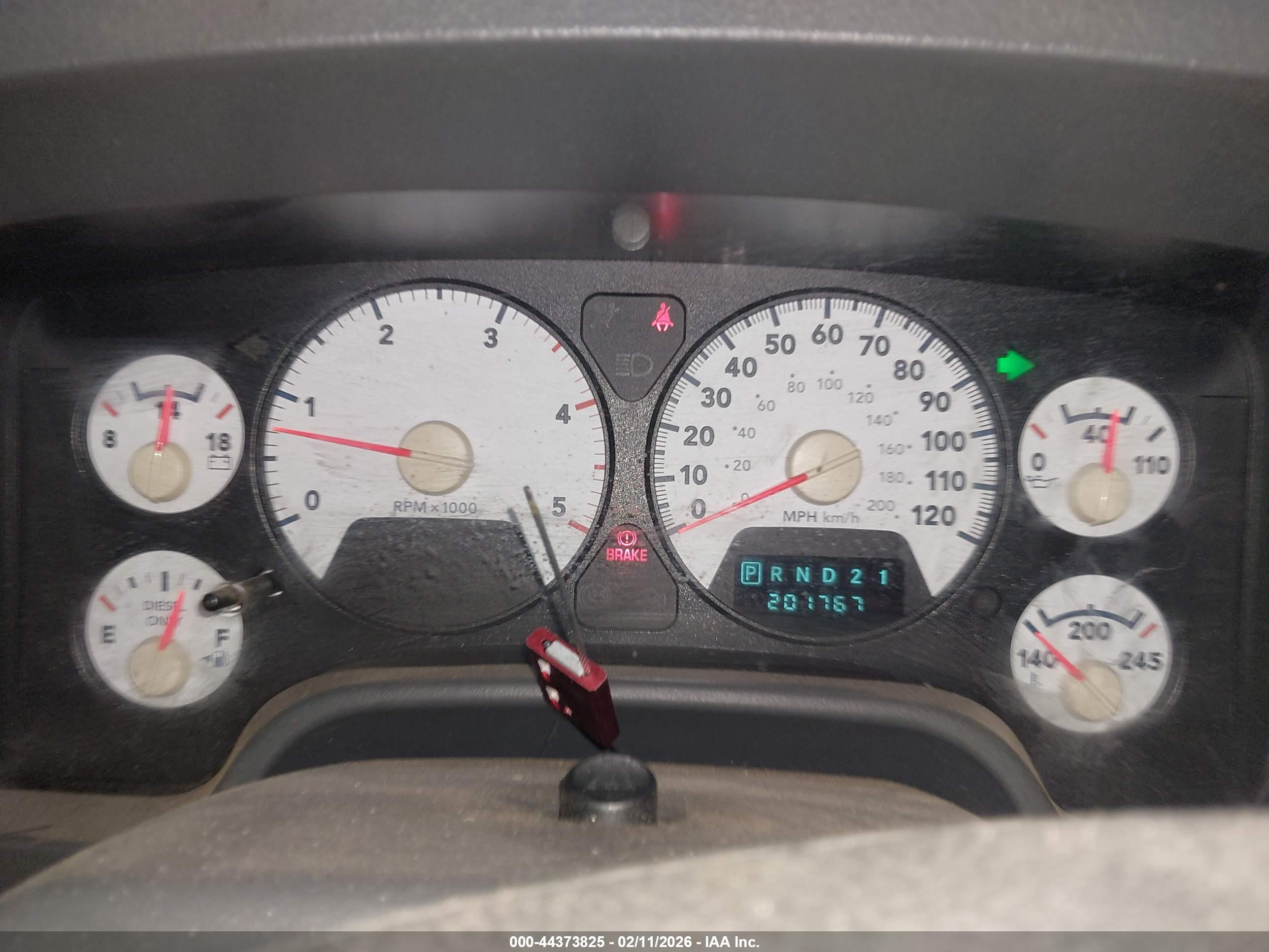 DODGE RAM image 7