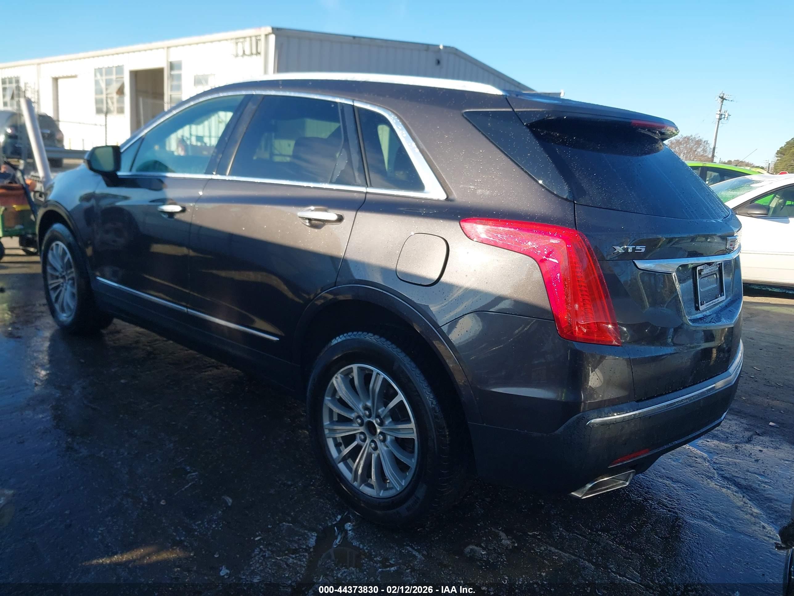 CADILLAC XT5 image 3