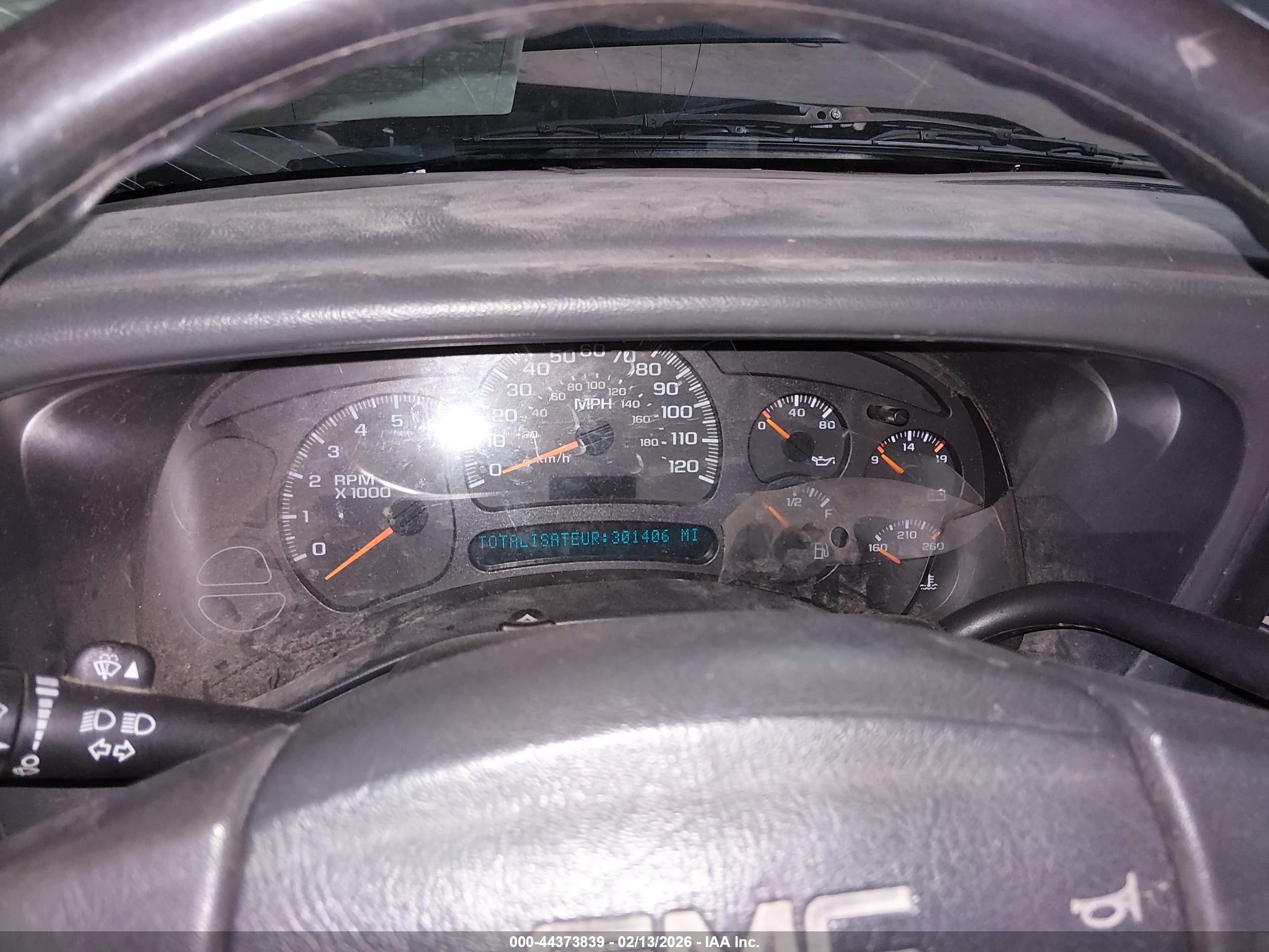 GMC SIERRA image 7