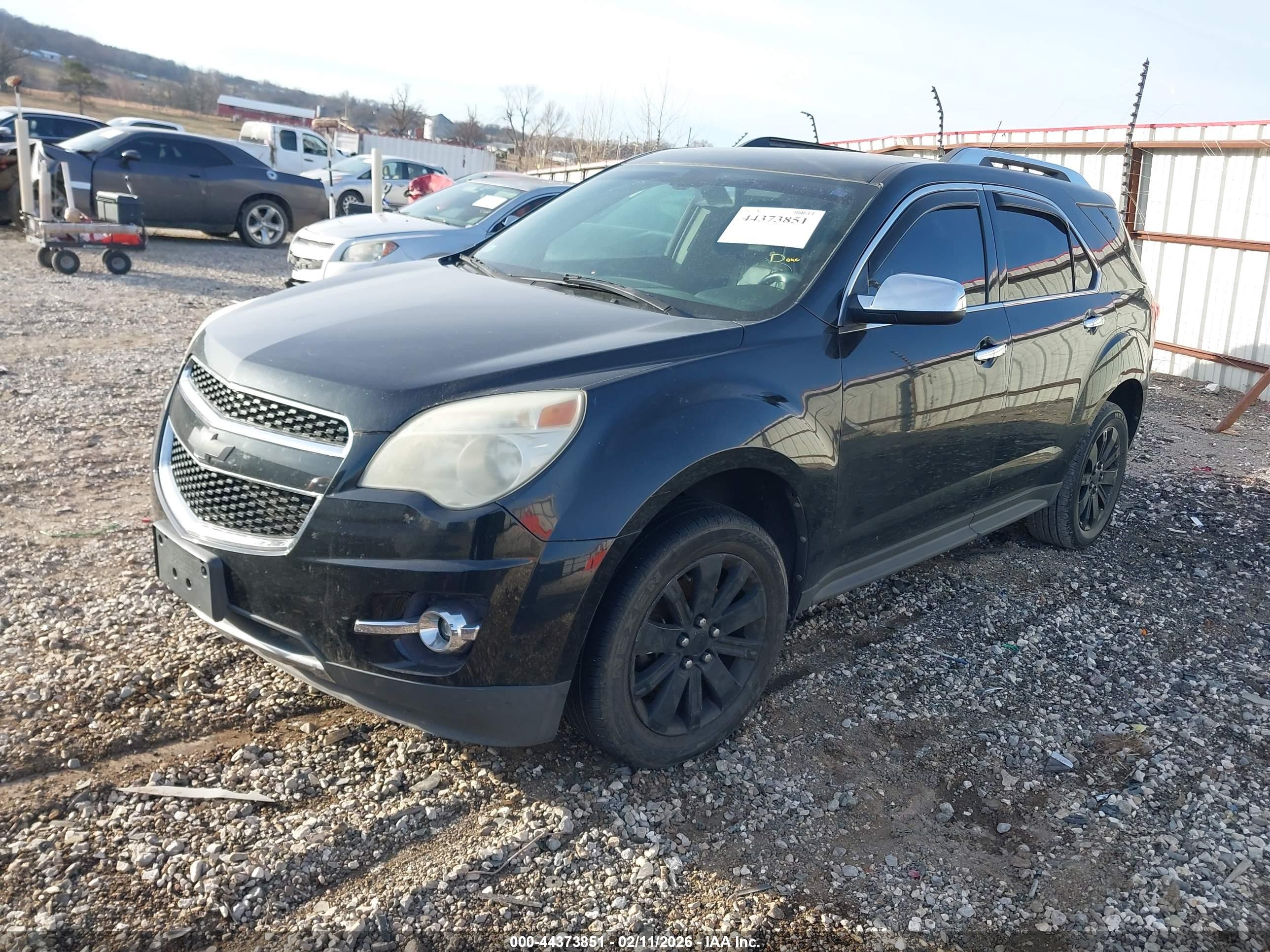 CHEVROLET EQUINOX image 2