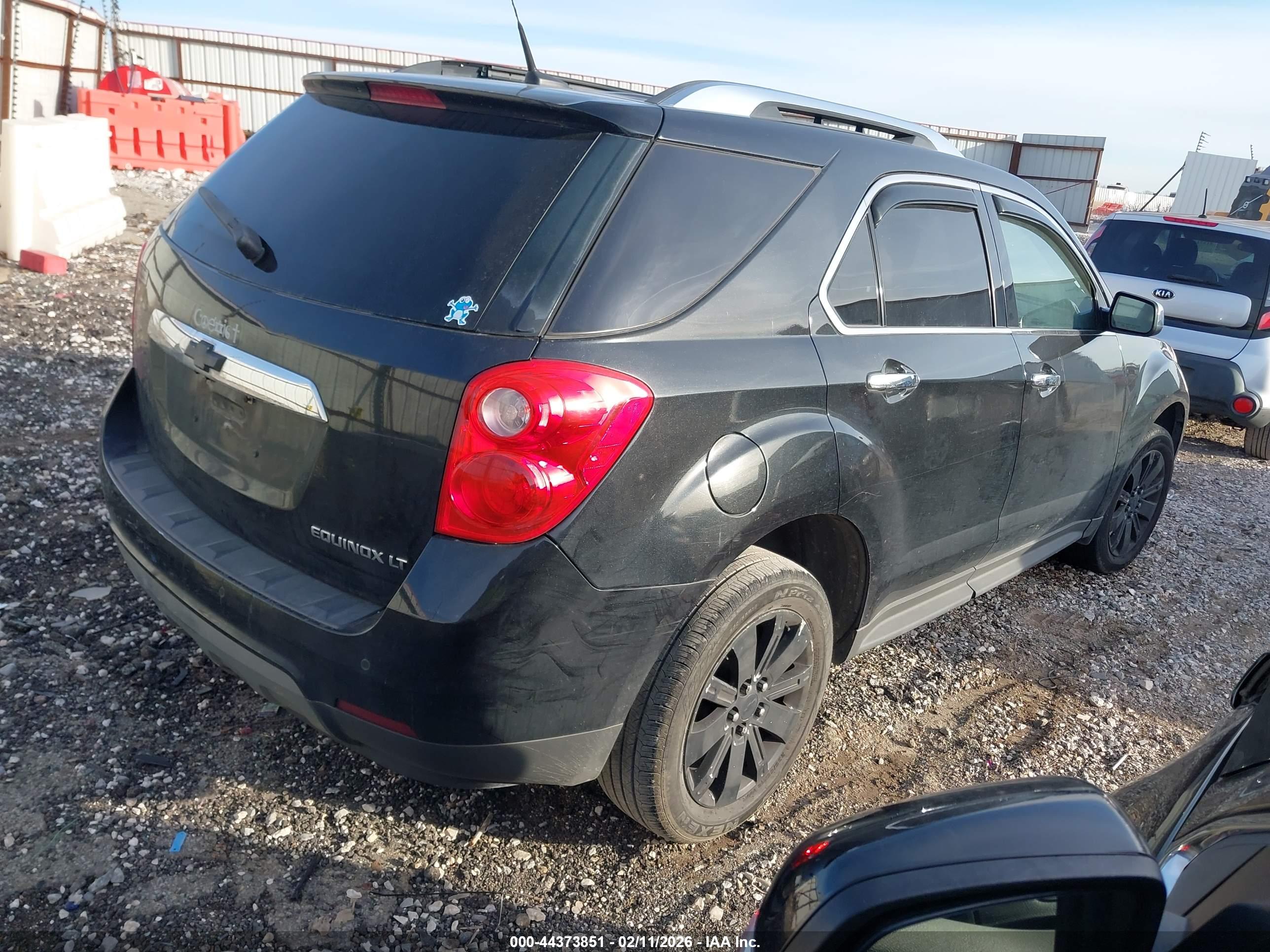 CHEVROLET EQUINOX image 4
