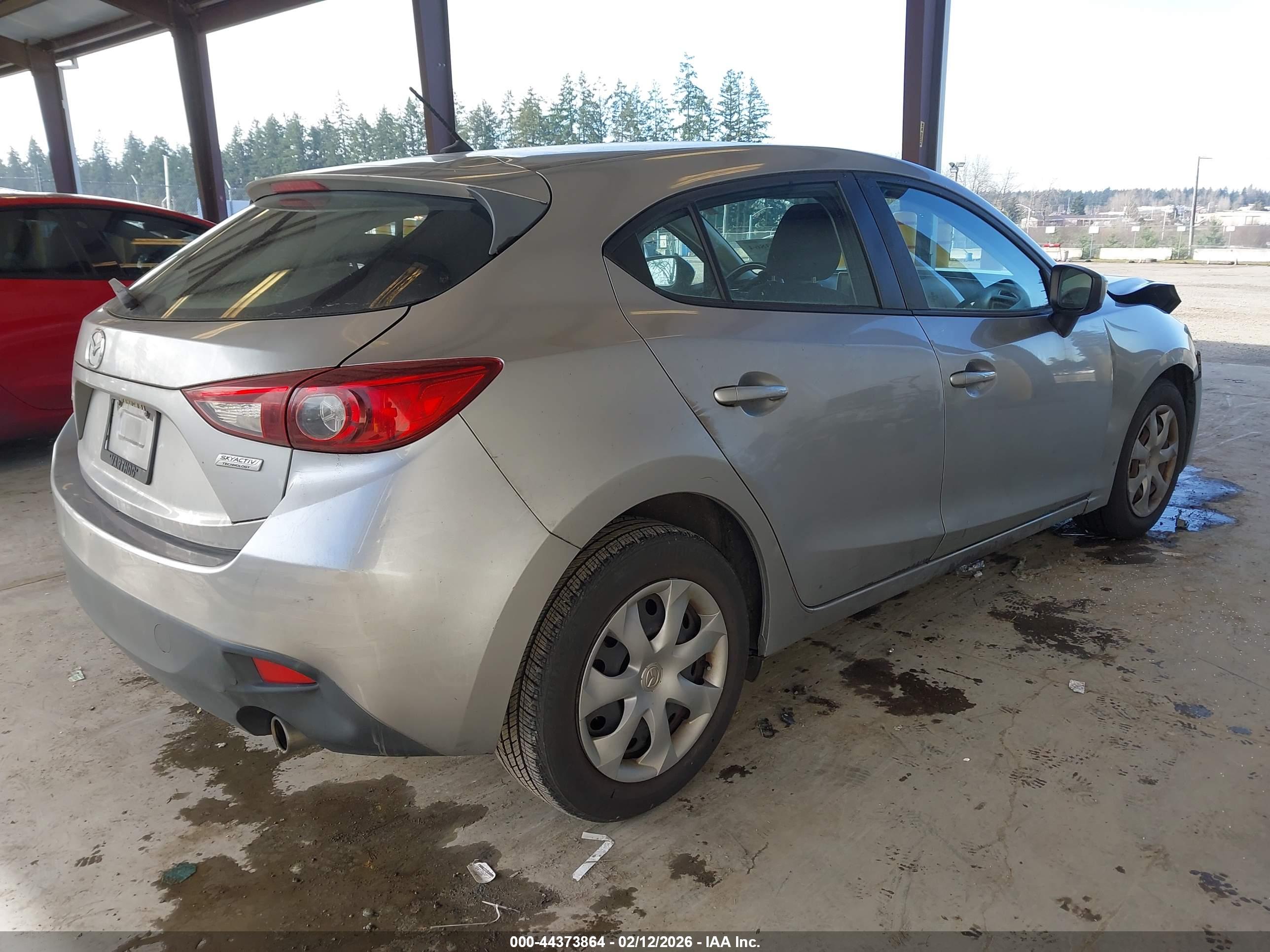MAZDA MAZDA3 image 4