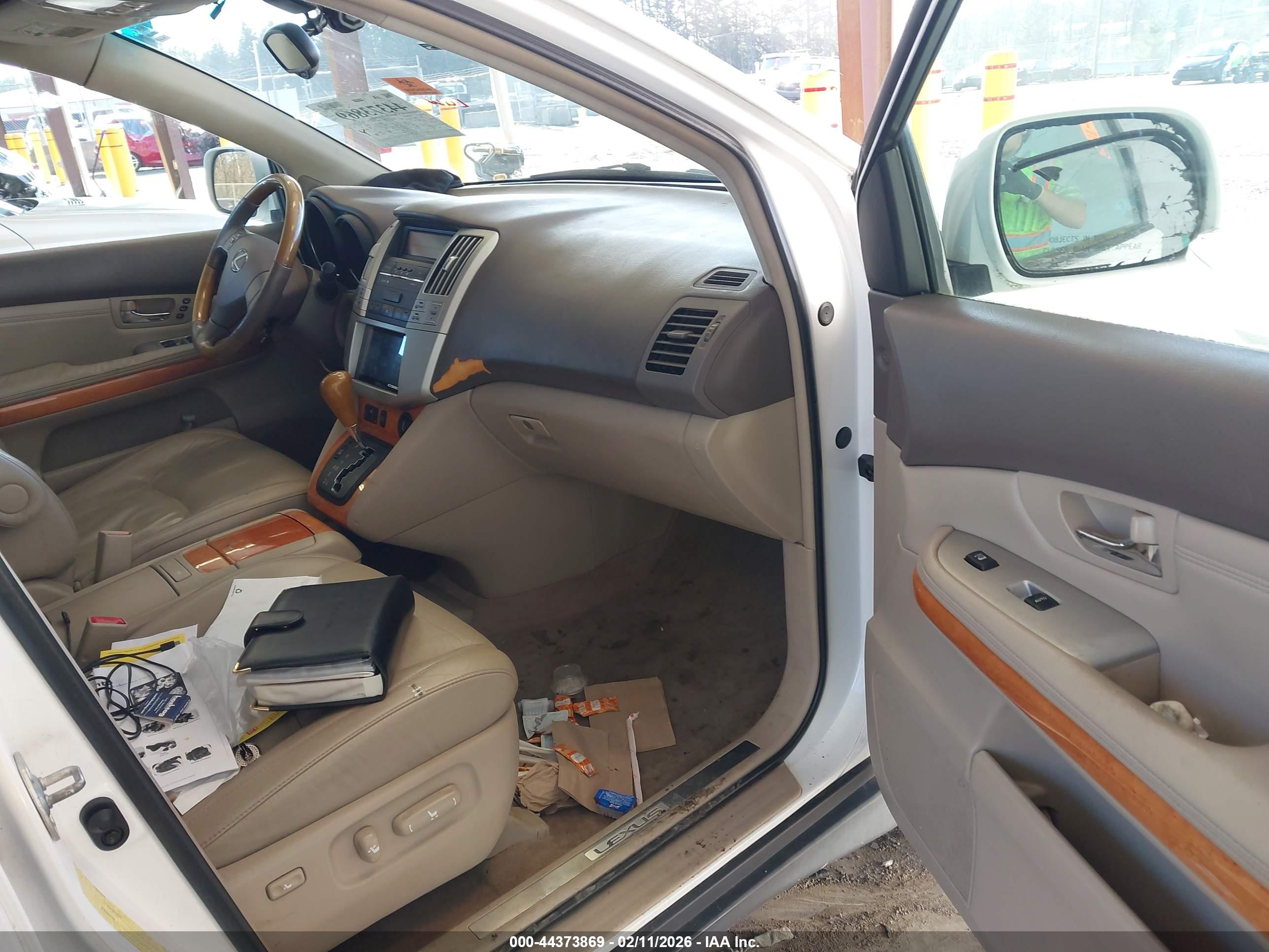 LEXUS RX image 5