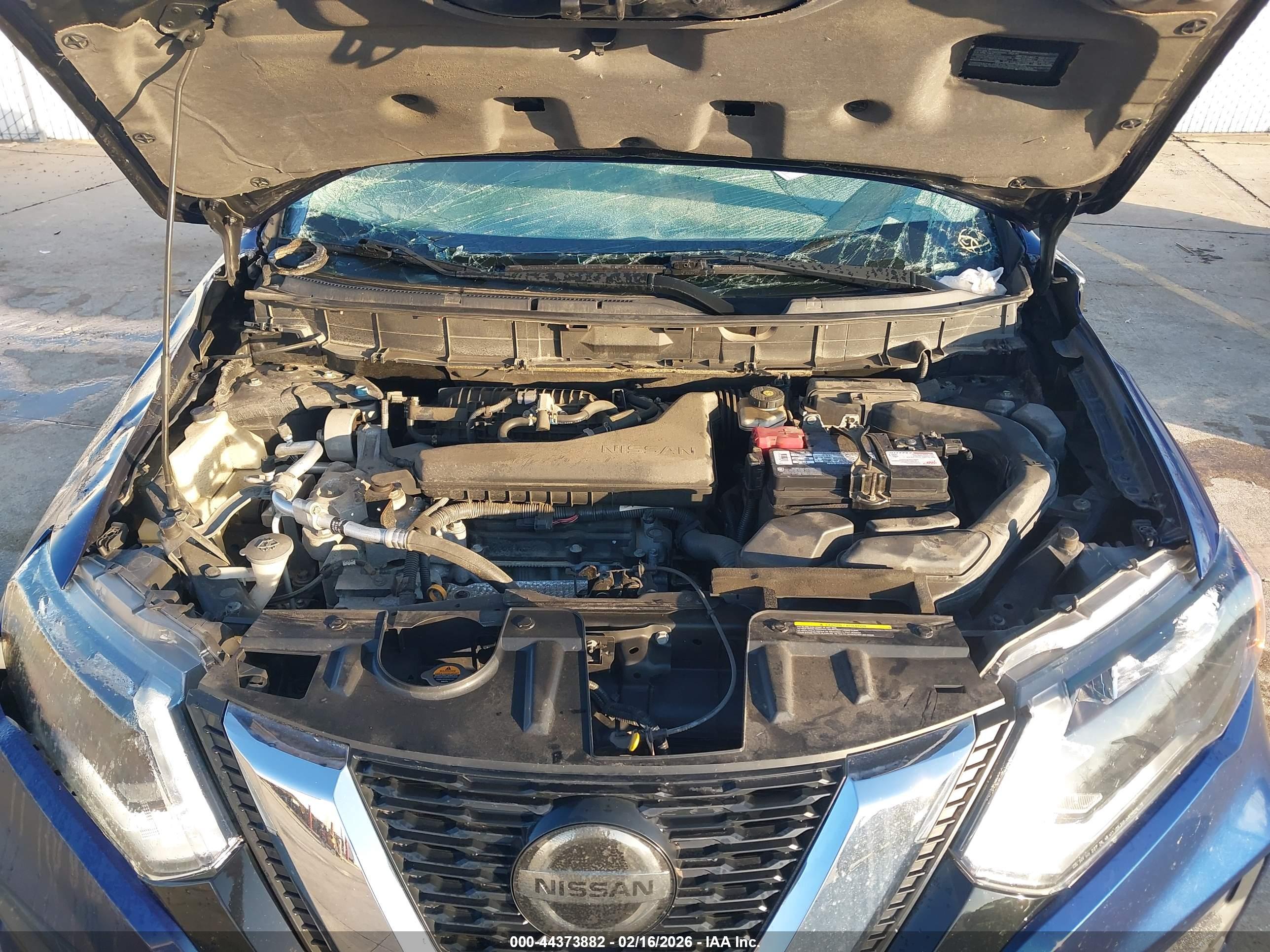 NISSAN ROGUE image 10
