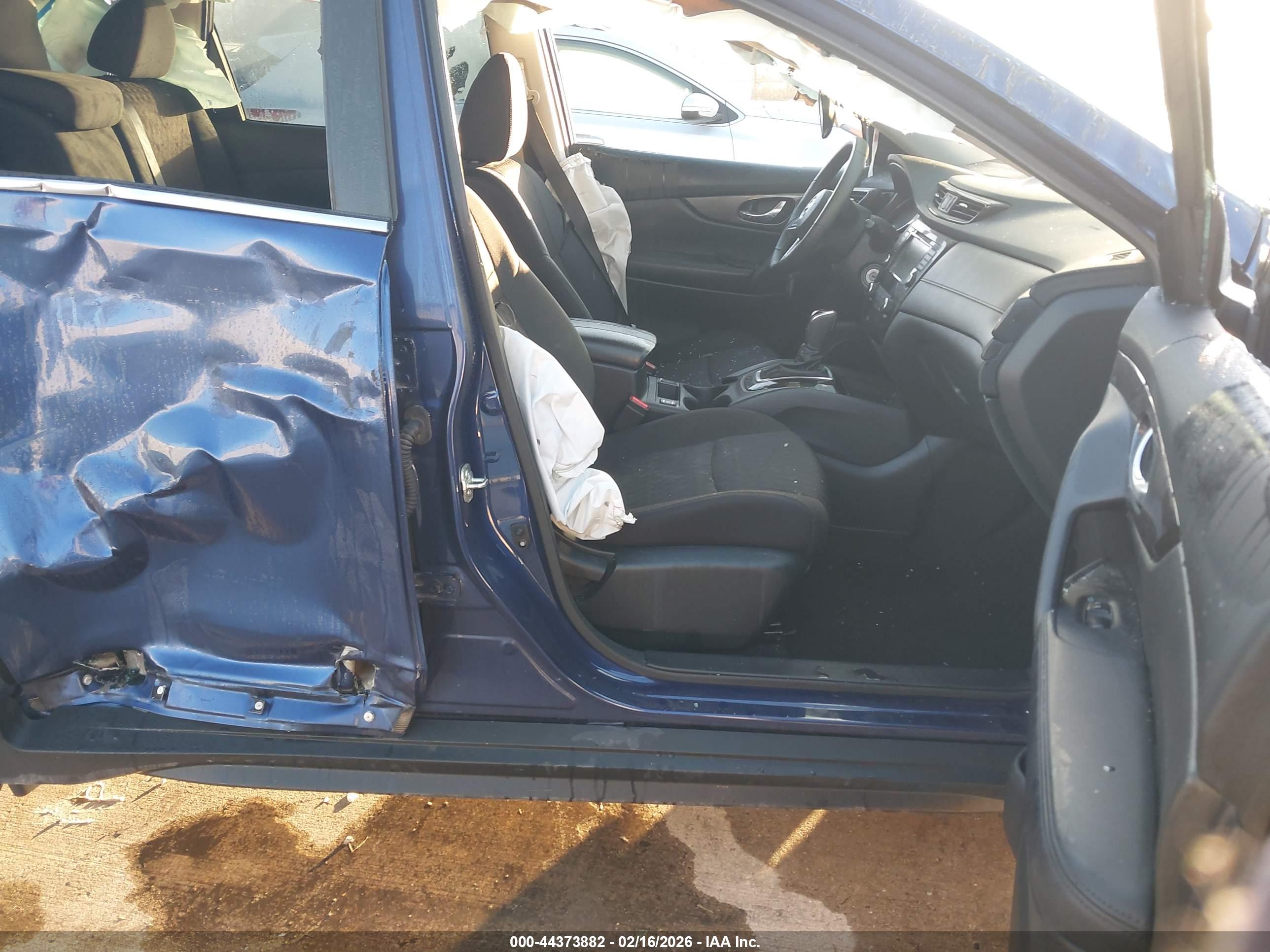 NISSAN ROGUE image 5