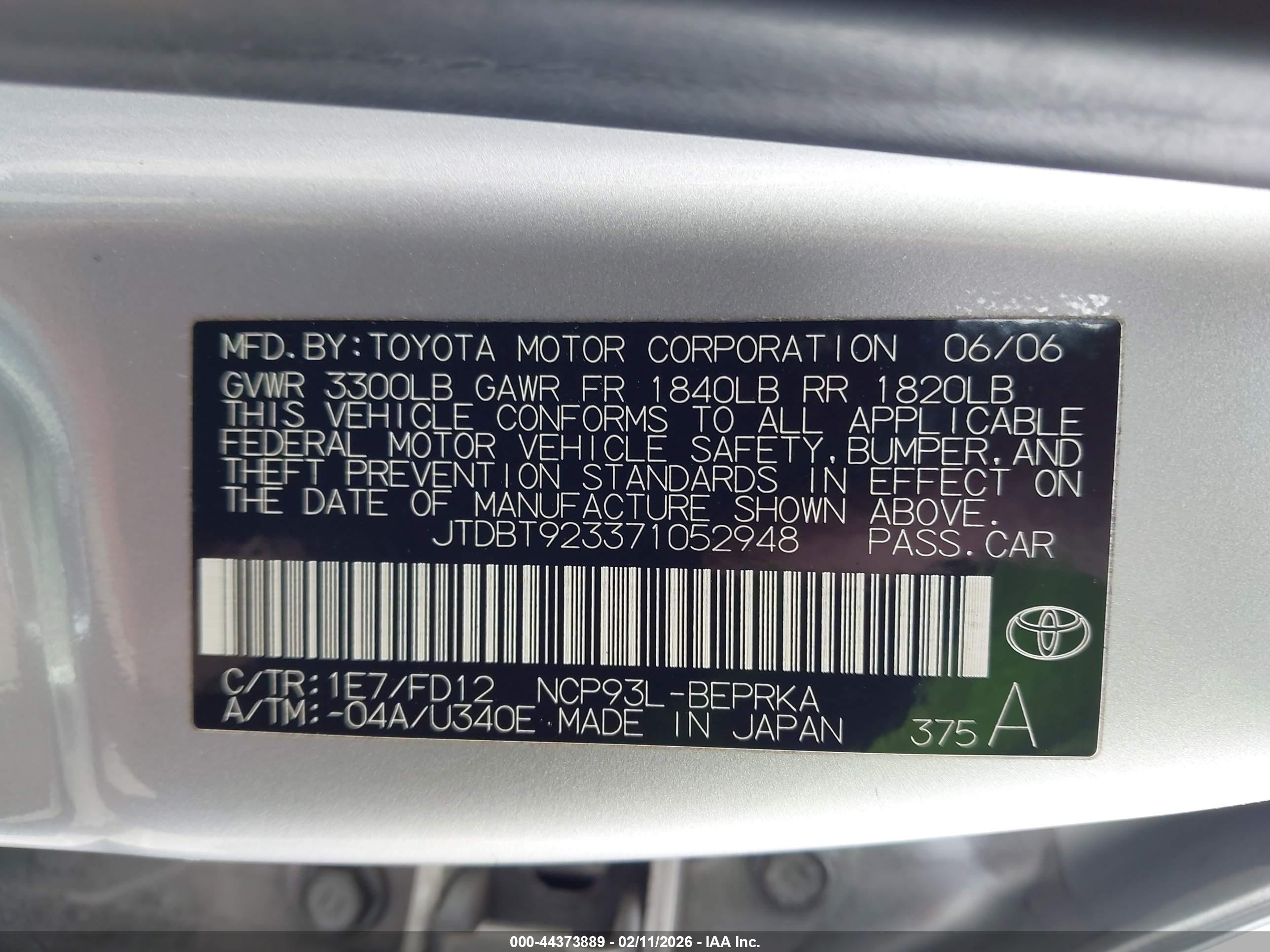 TOYOTA YARIS image 9