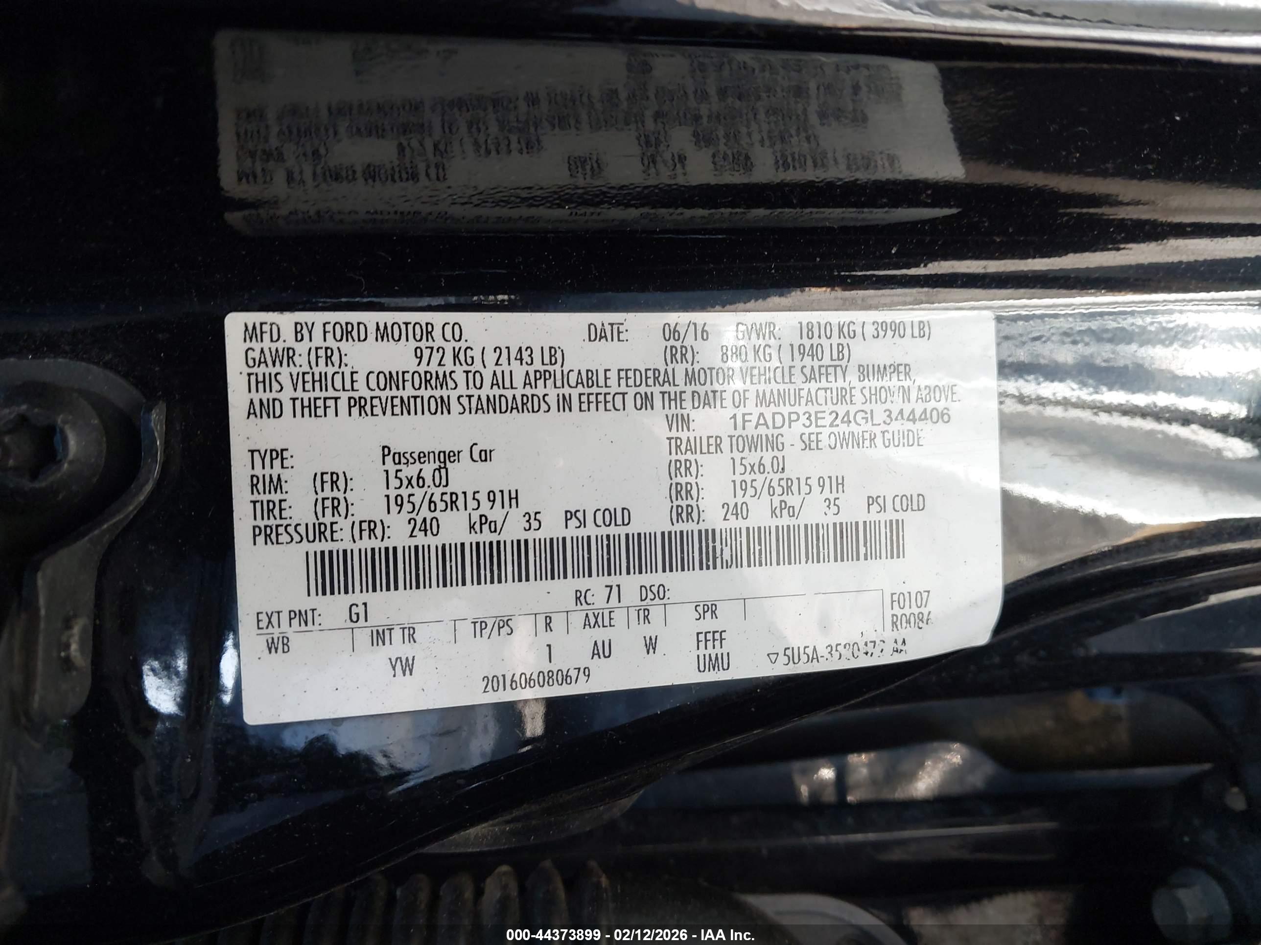 FORD FOCUS image 9
