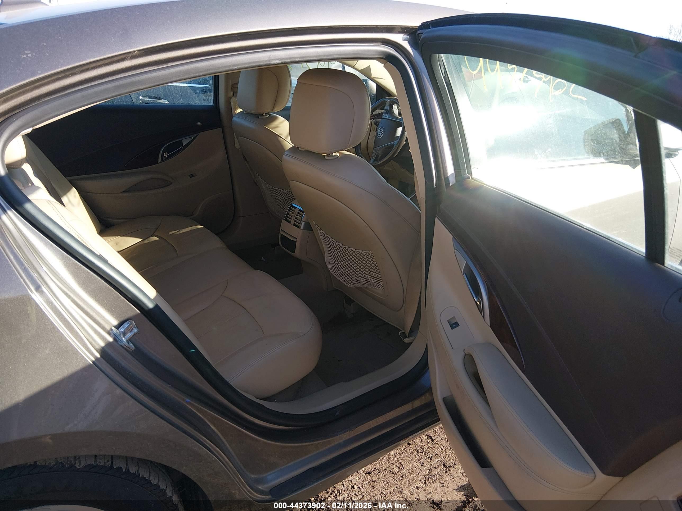 BUICK LACROSSE image 8