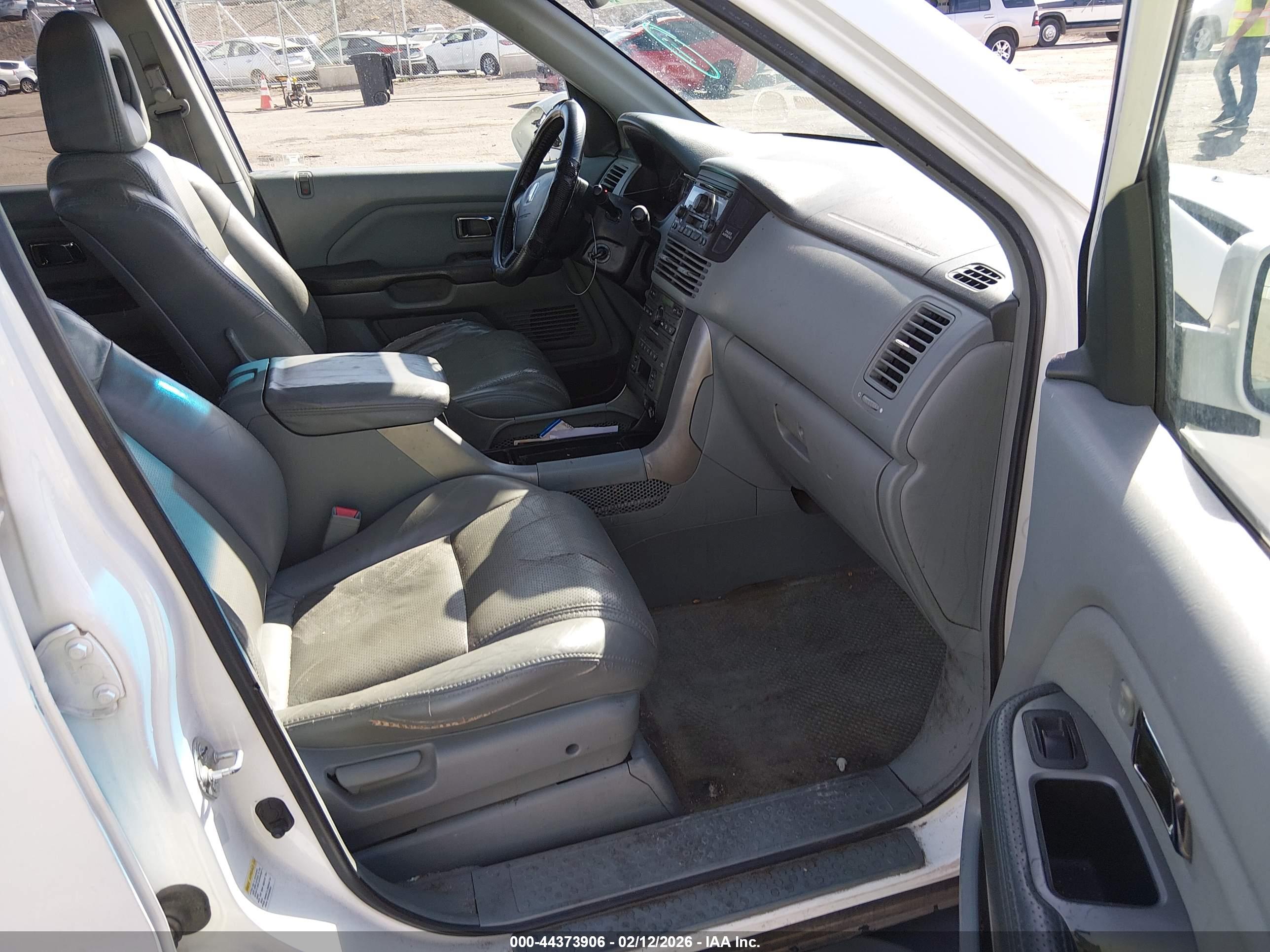 HONDA PILOT image 5