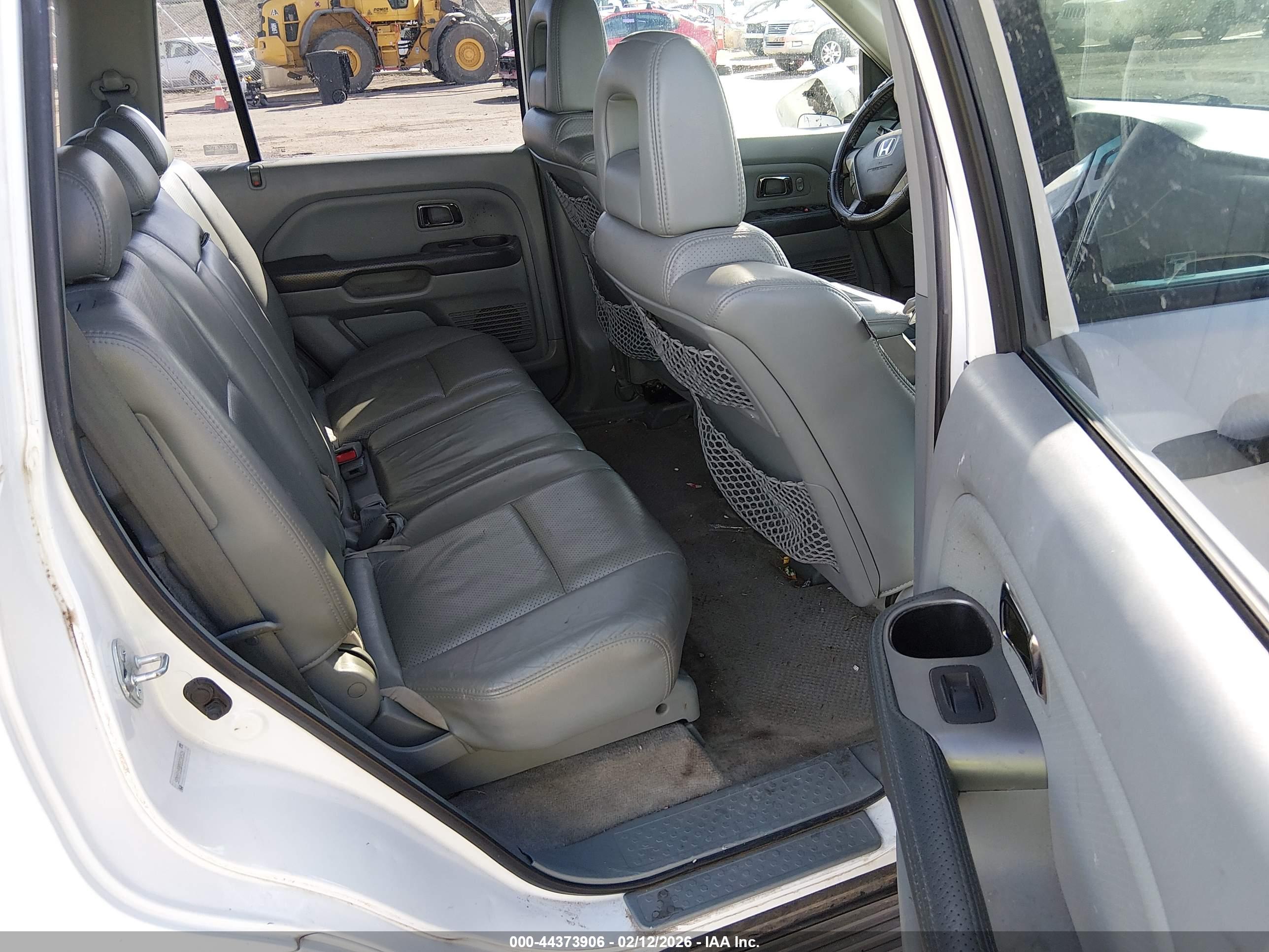 HONDA PILOT image 8