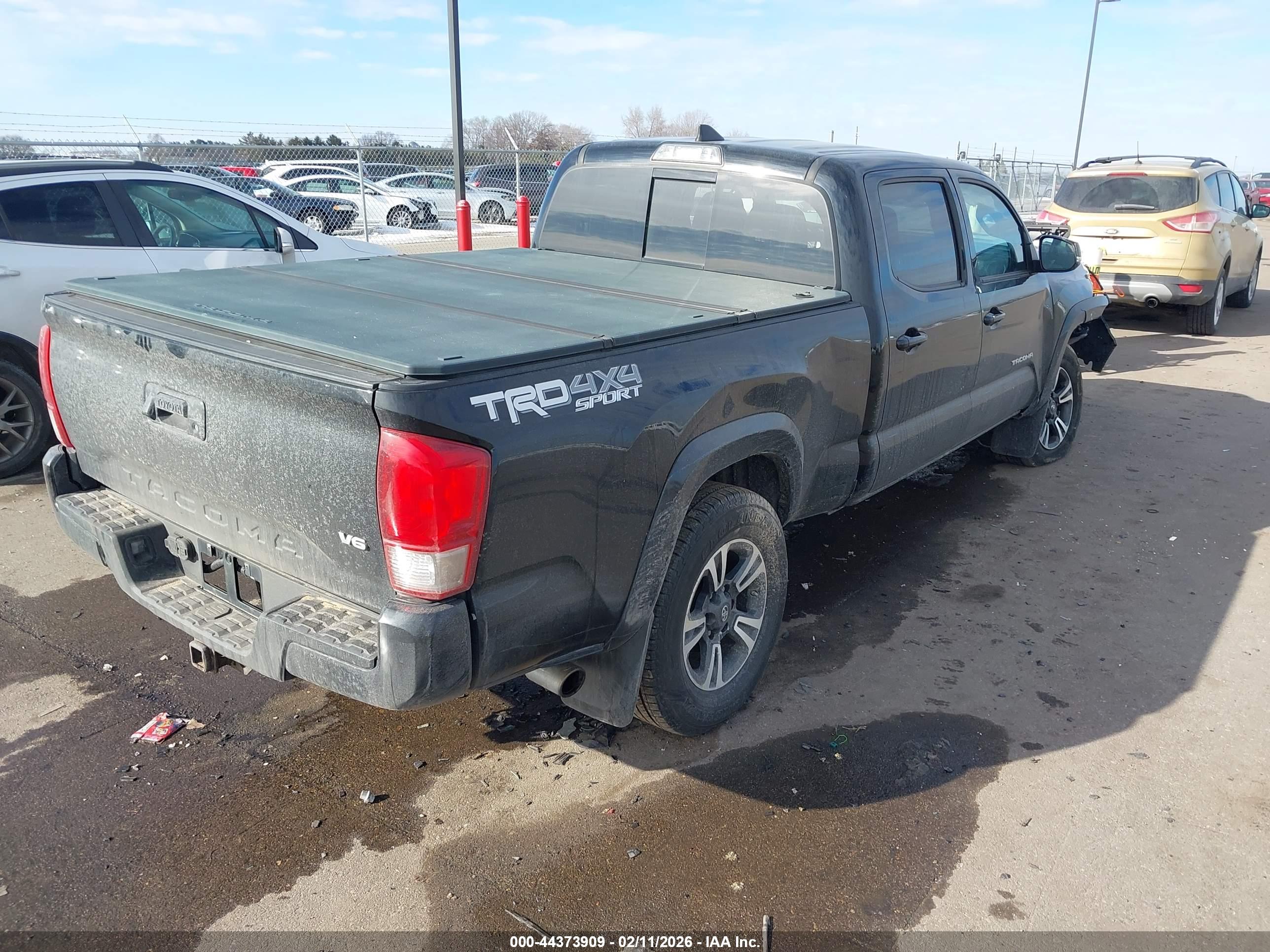 TOYOTA TACOMA image 4