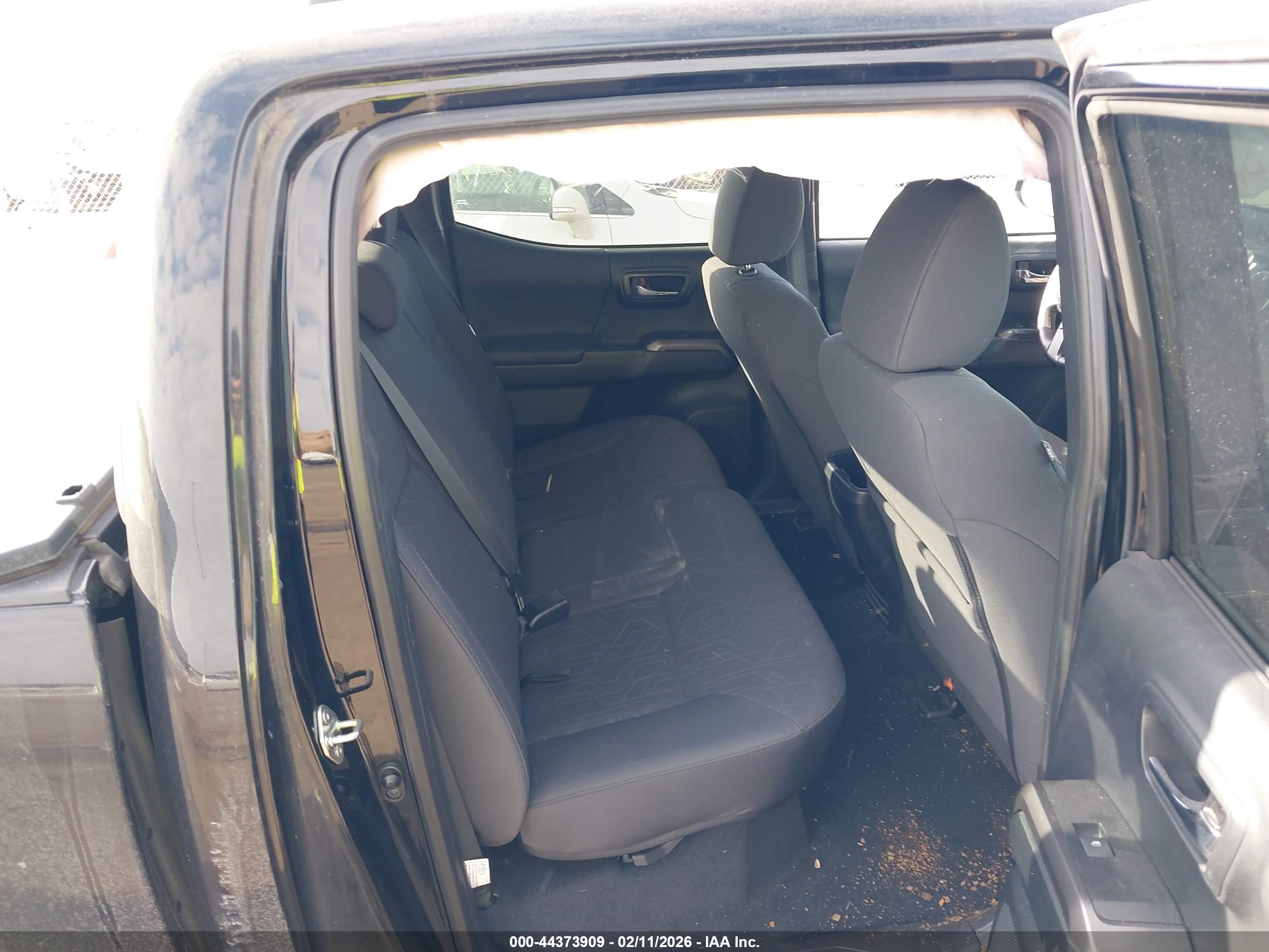 TOYOTA TACOMA image 8