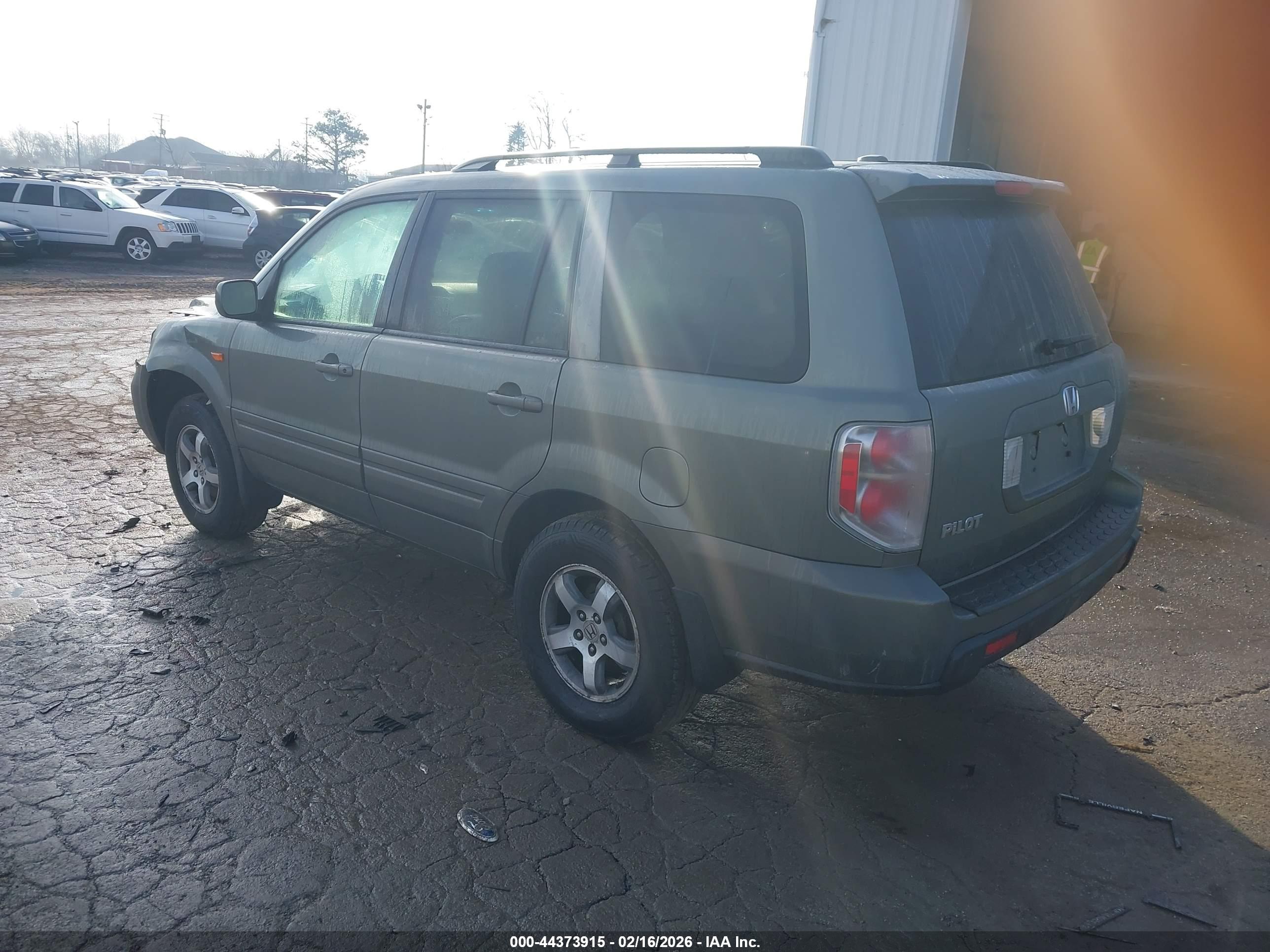 HONDA PILOT image 3