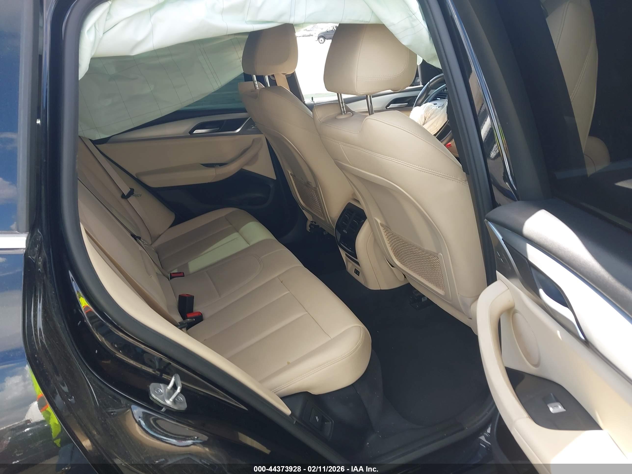 BMW X3 image 8