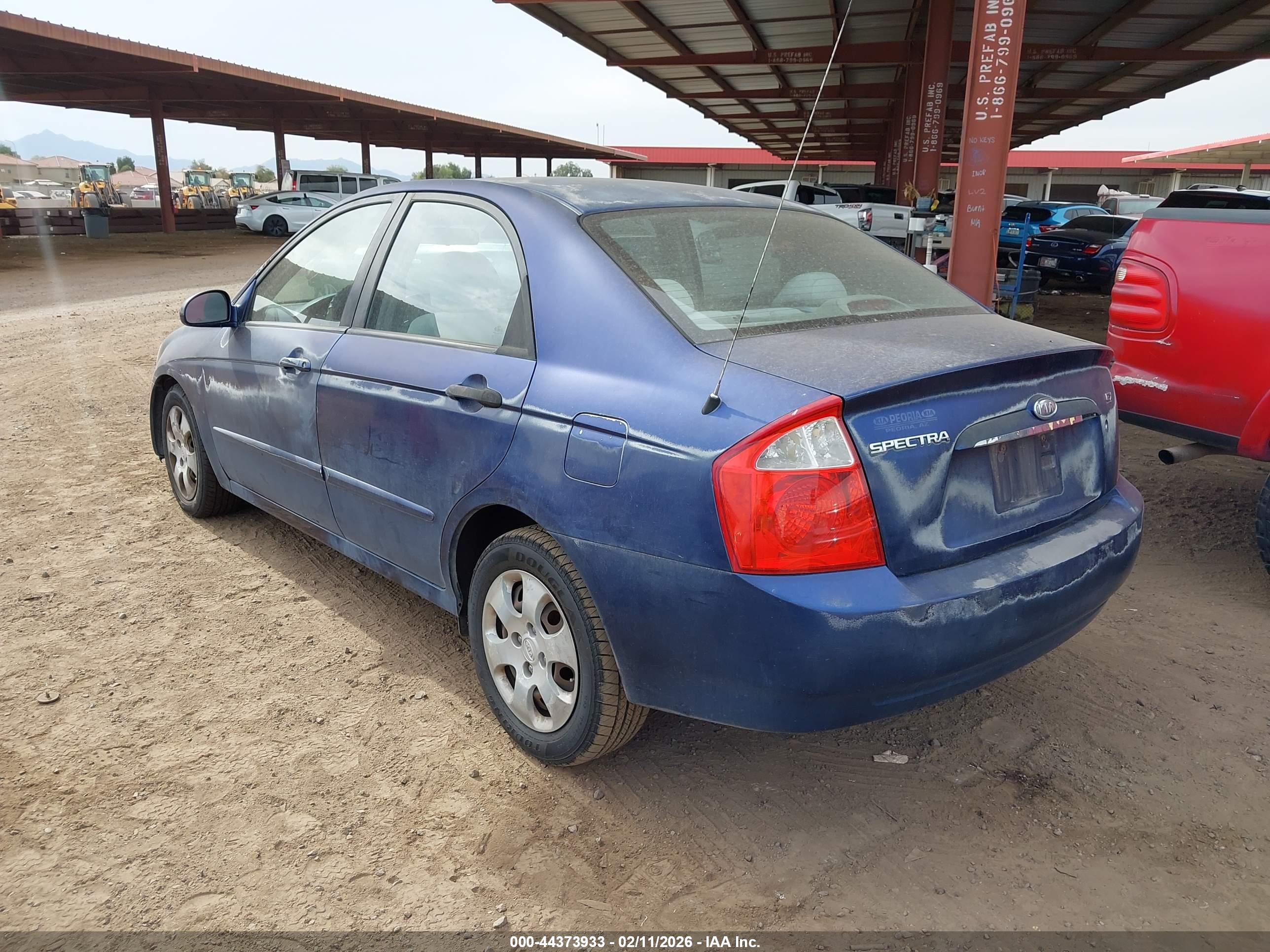 KIA SPECTRA image 3