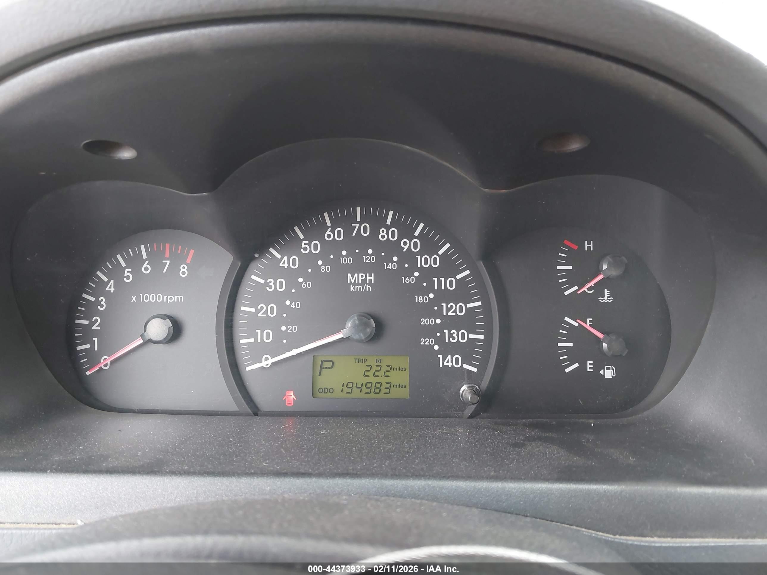 KIA SPECTRA image 7