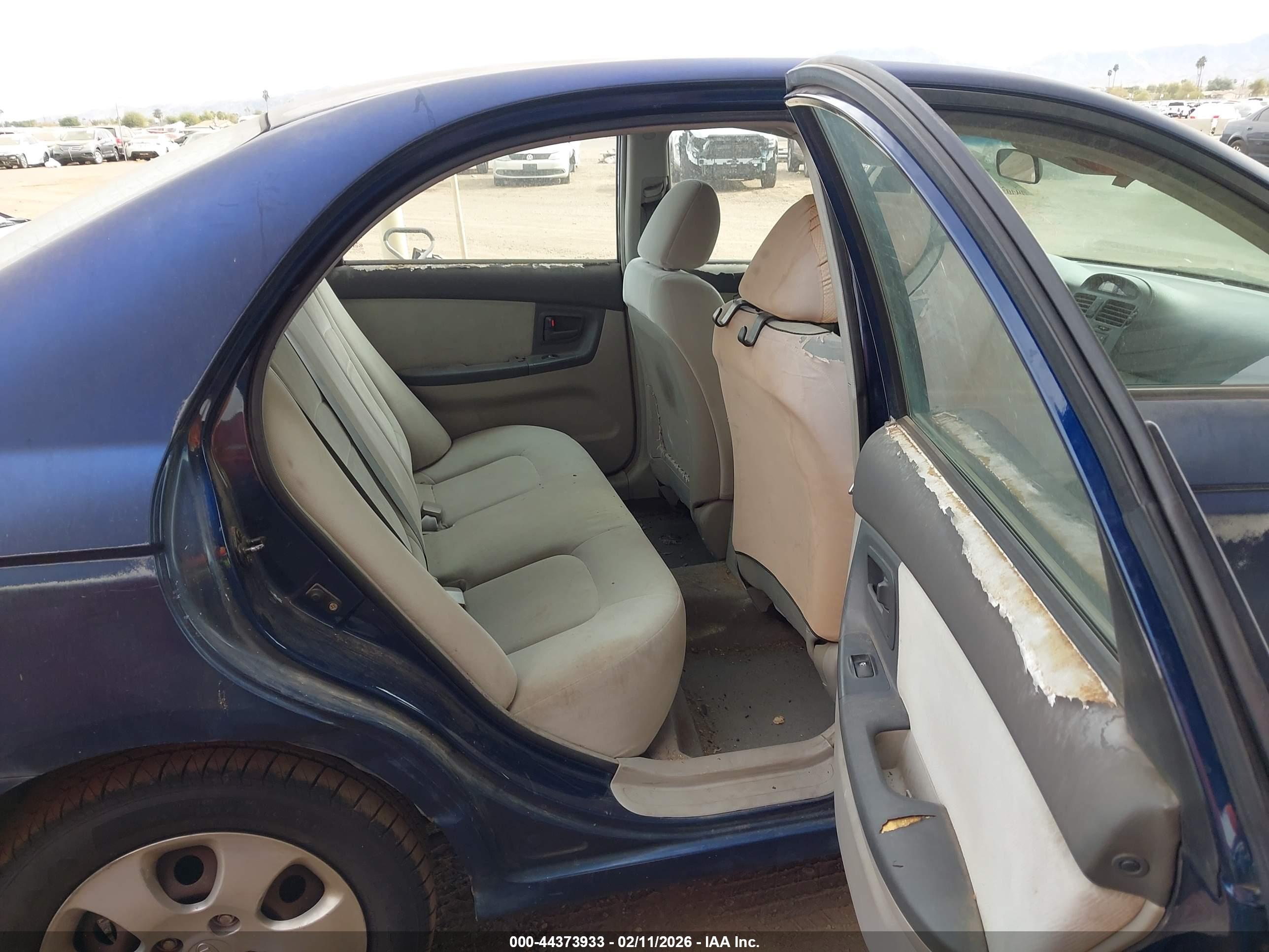 KIA SPECTRA image 8