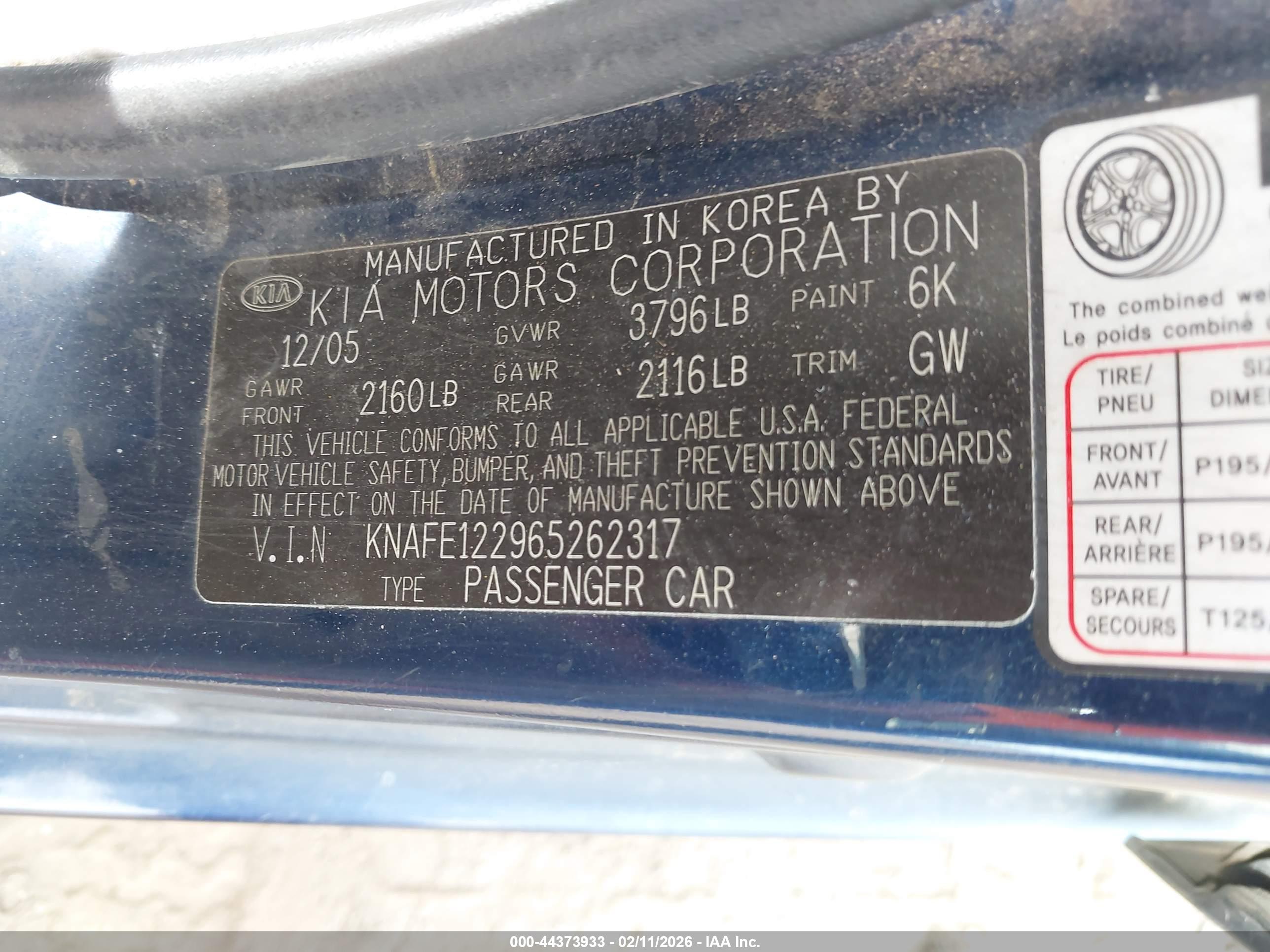 KIA SPECTRA image 9