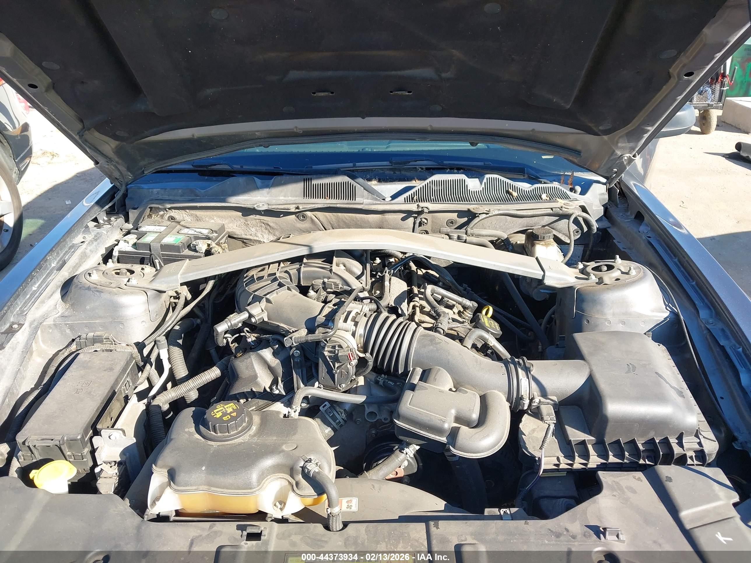 FORD MUSTANG image 10