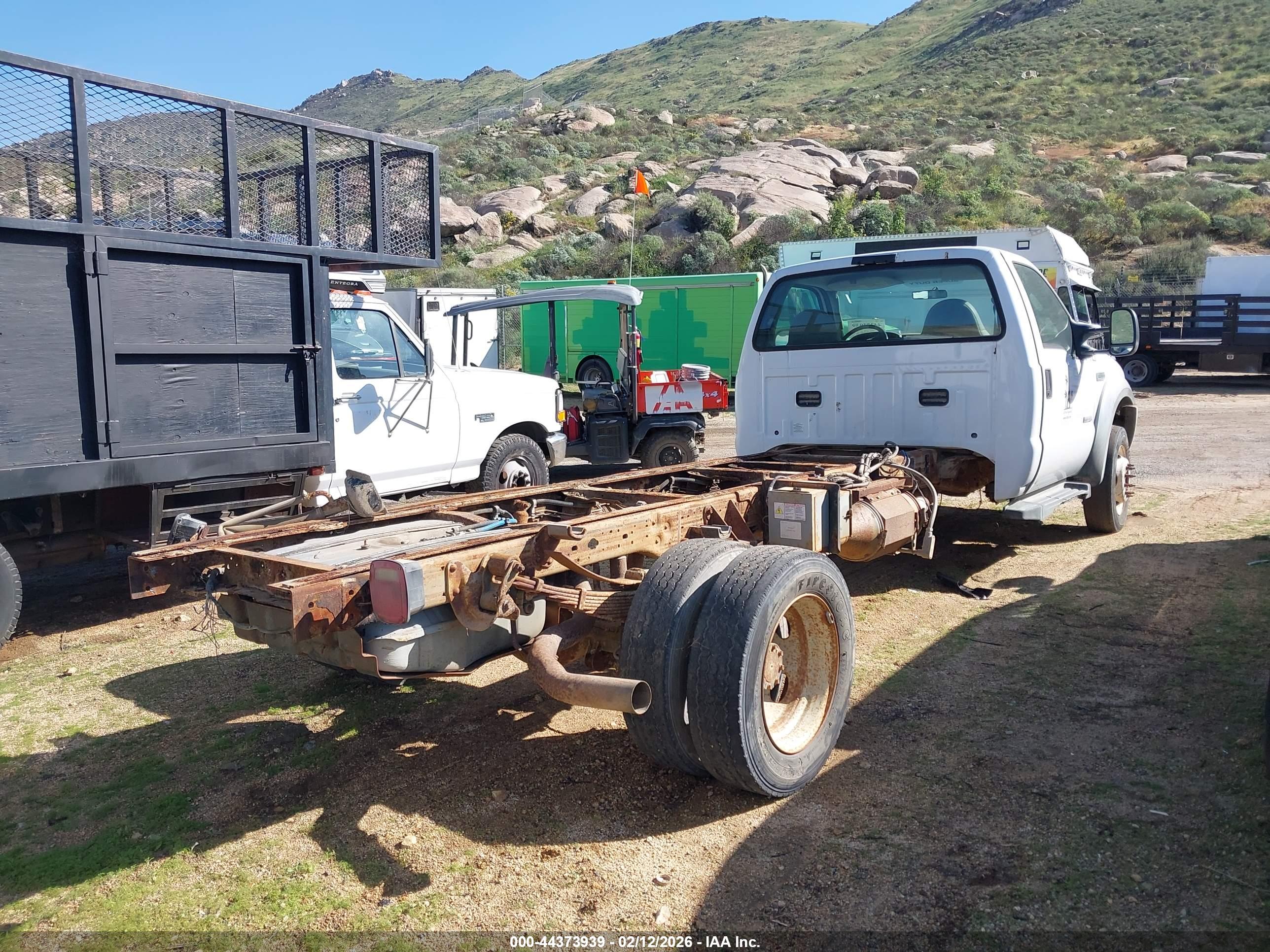 FORD F-550 image 4