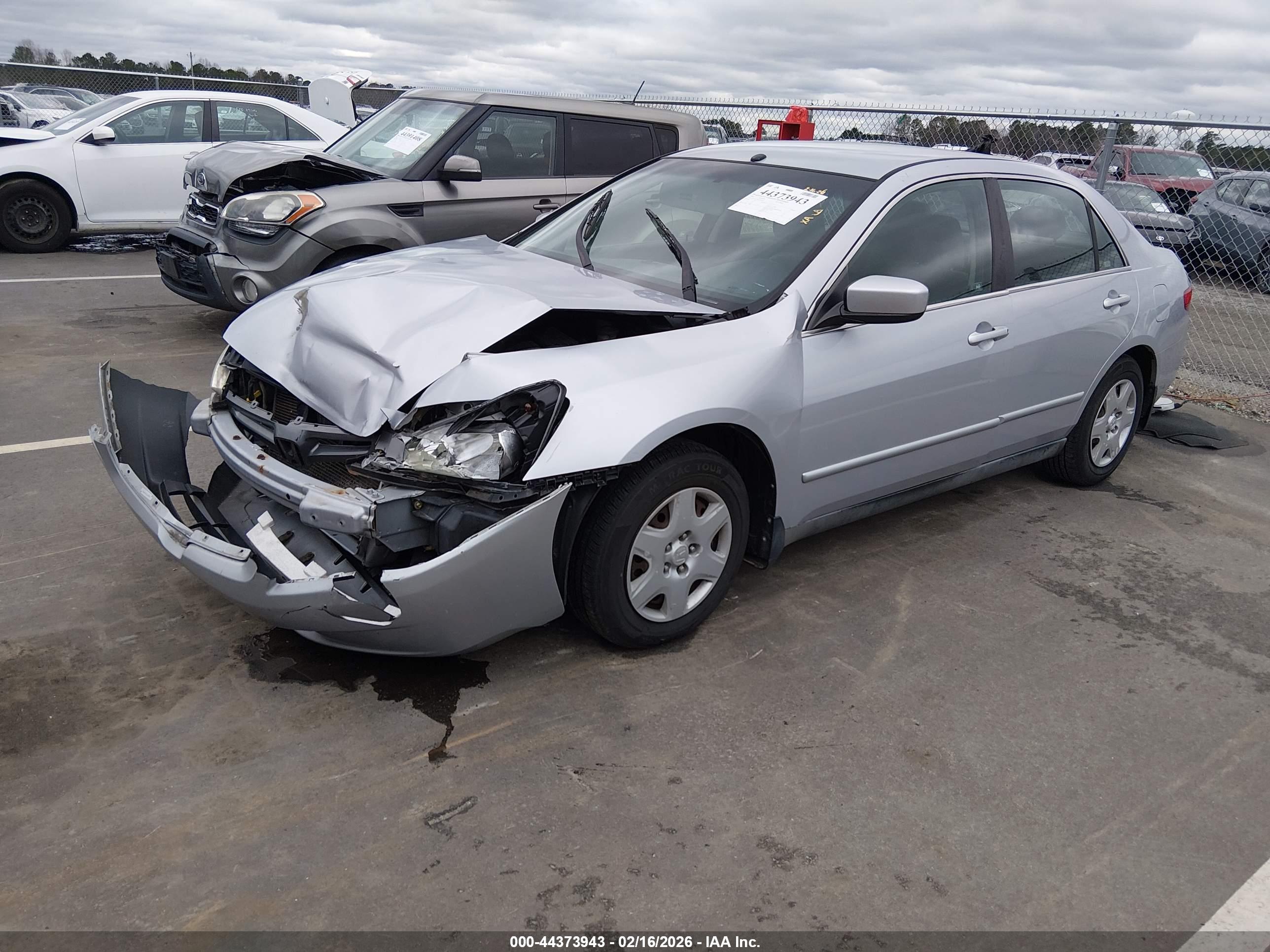 HONDA ACCORD image 2