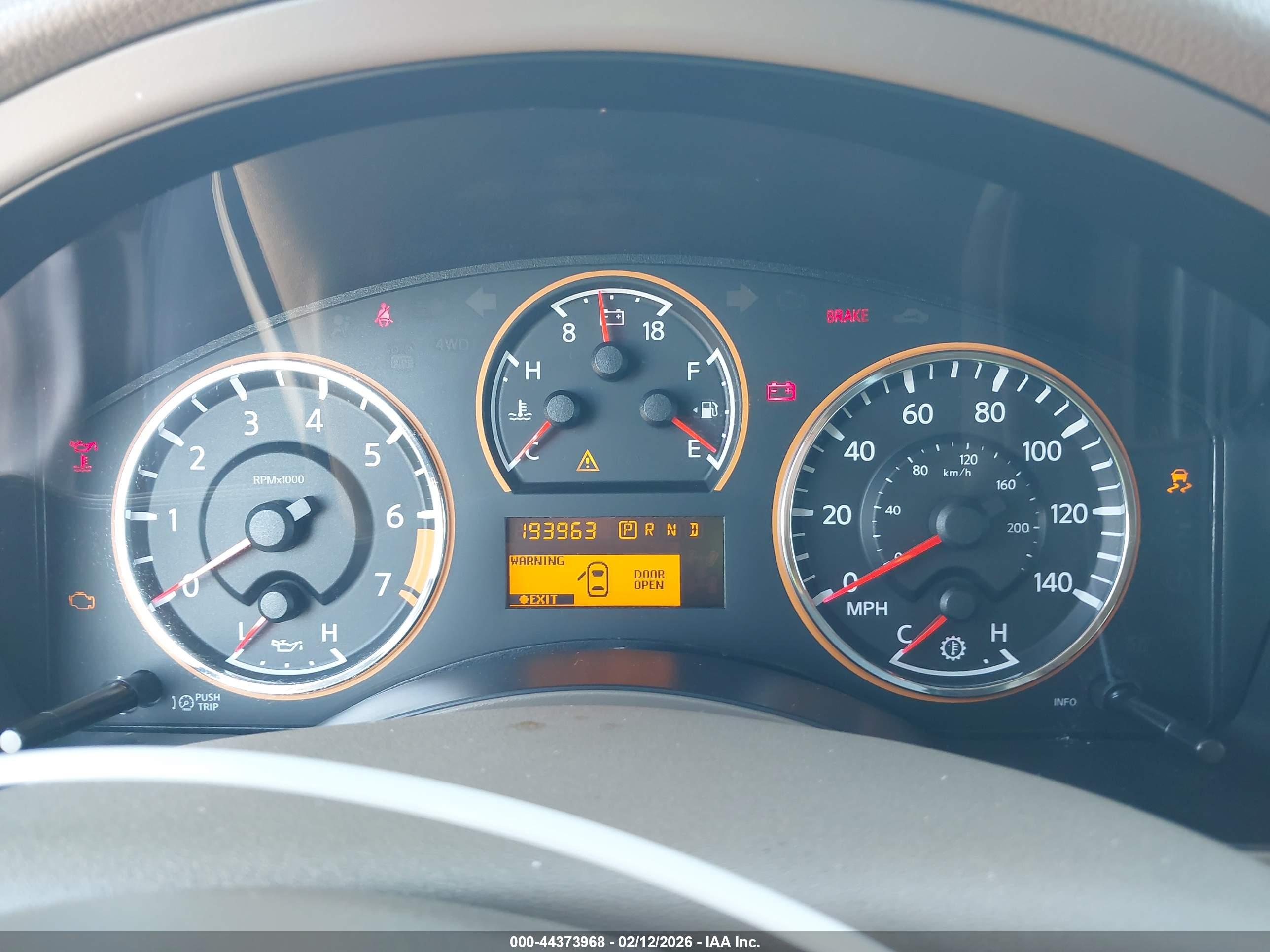 NISSAN ARMADA image 7
