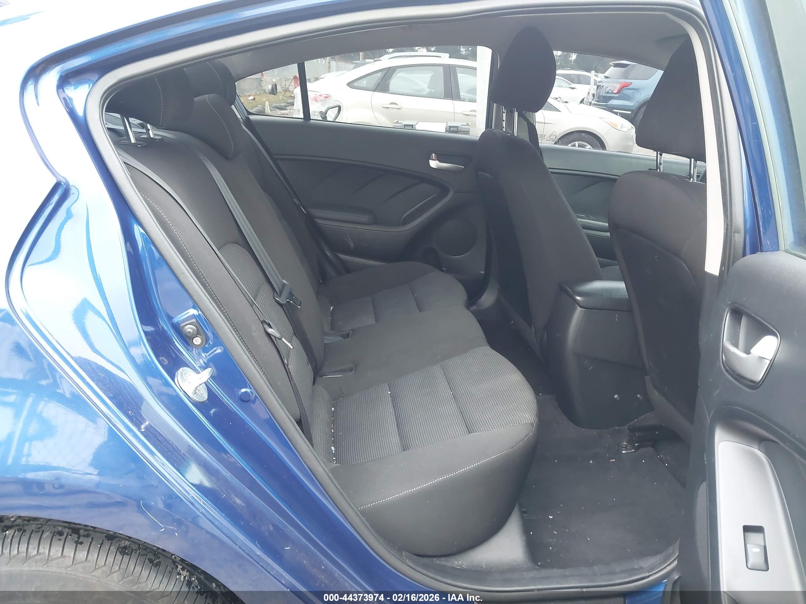 KIA FORTE image 8