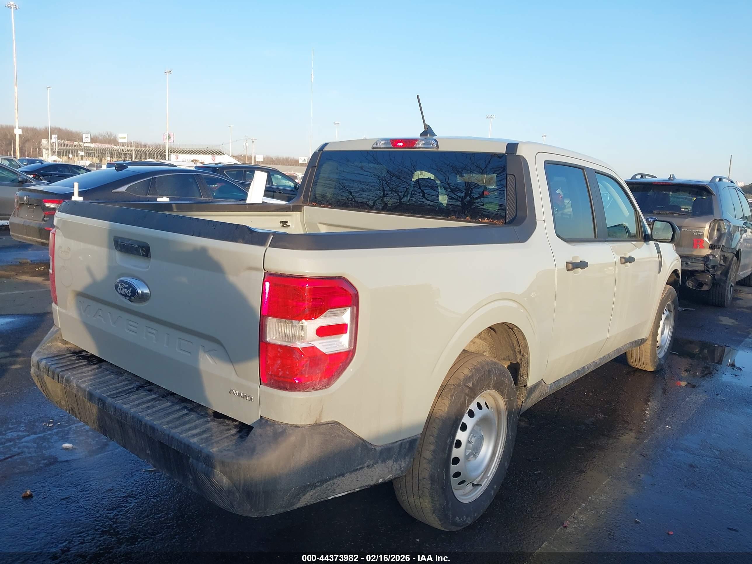 FORD MAVERICK image 4