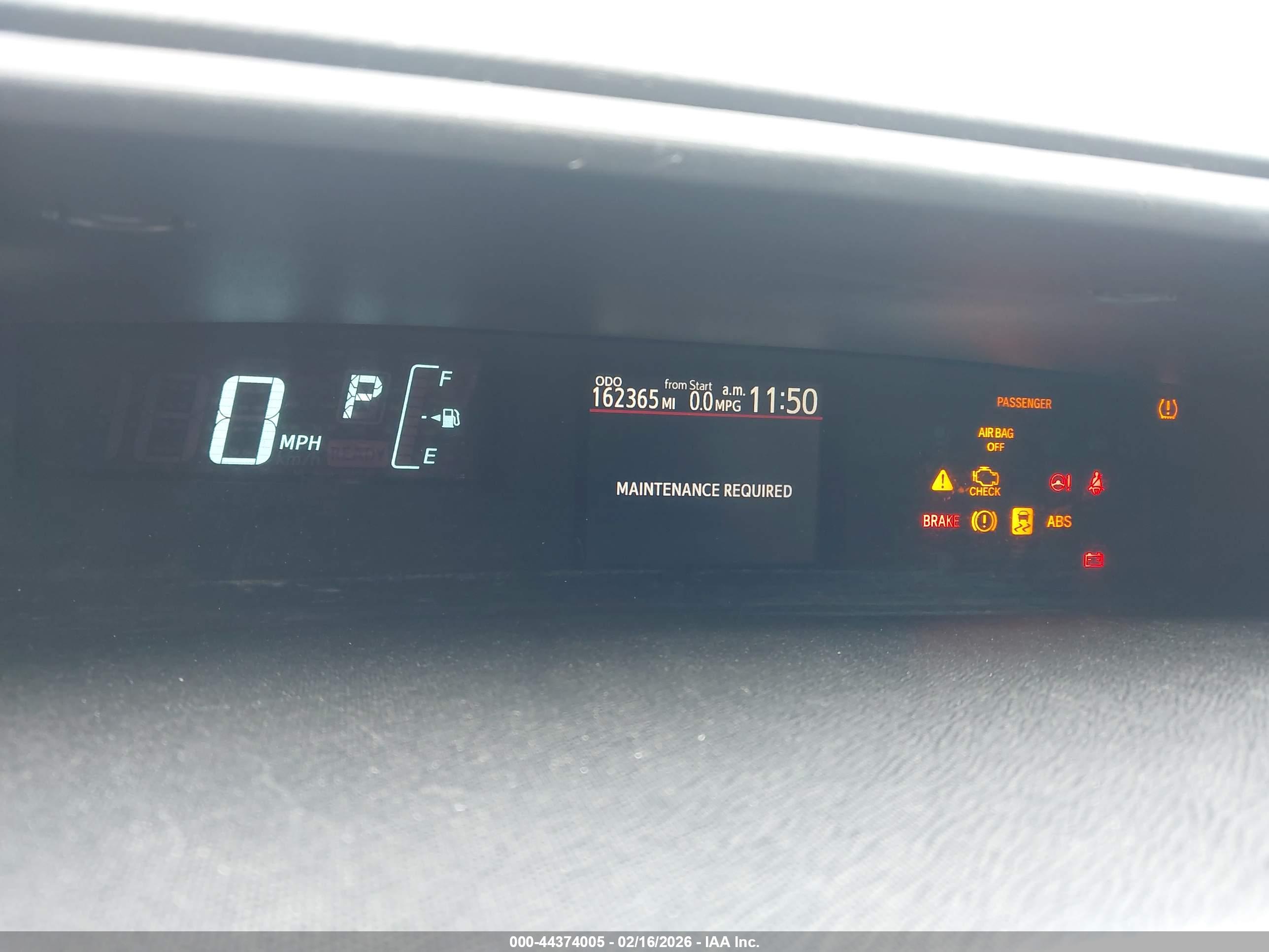 TOYOTA PRIUS image 7