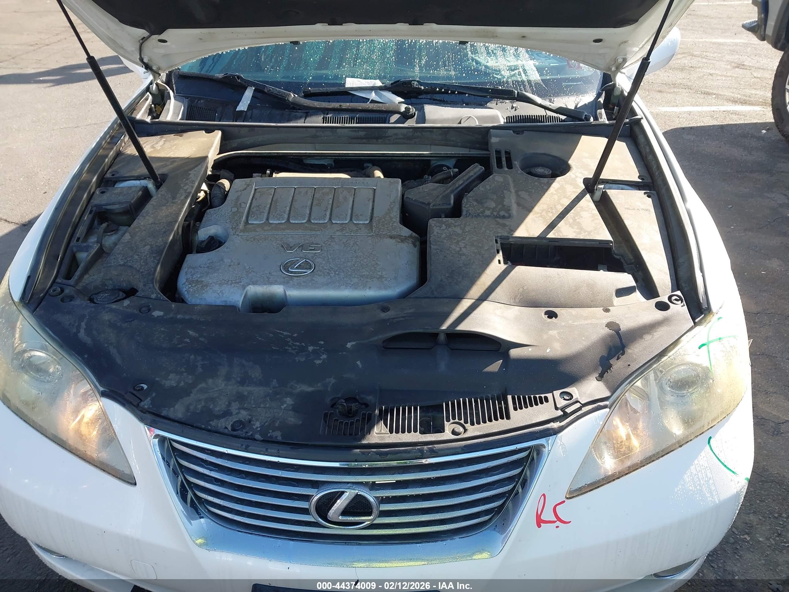 LEXUS ES image 10