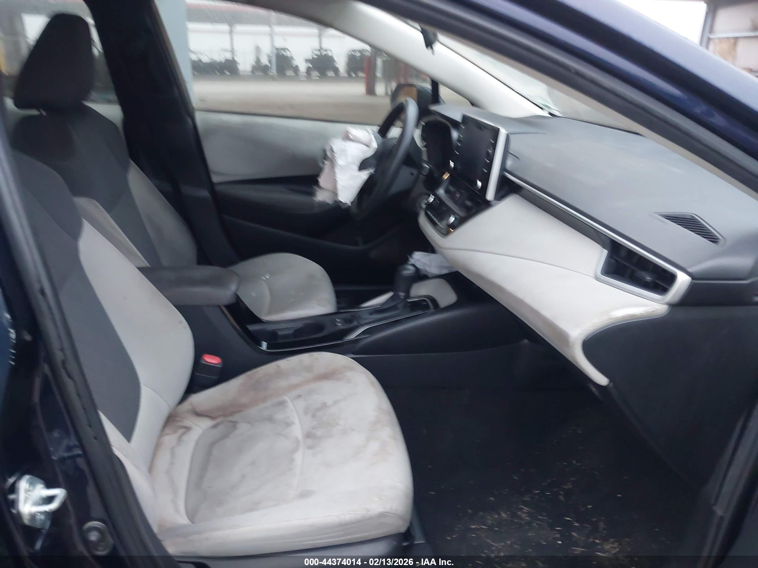 TOYOTA COROLLA image 5