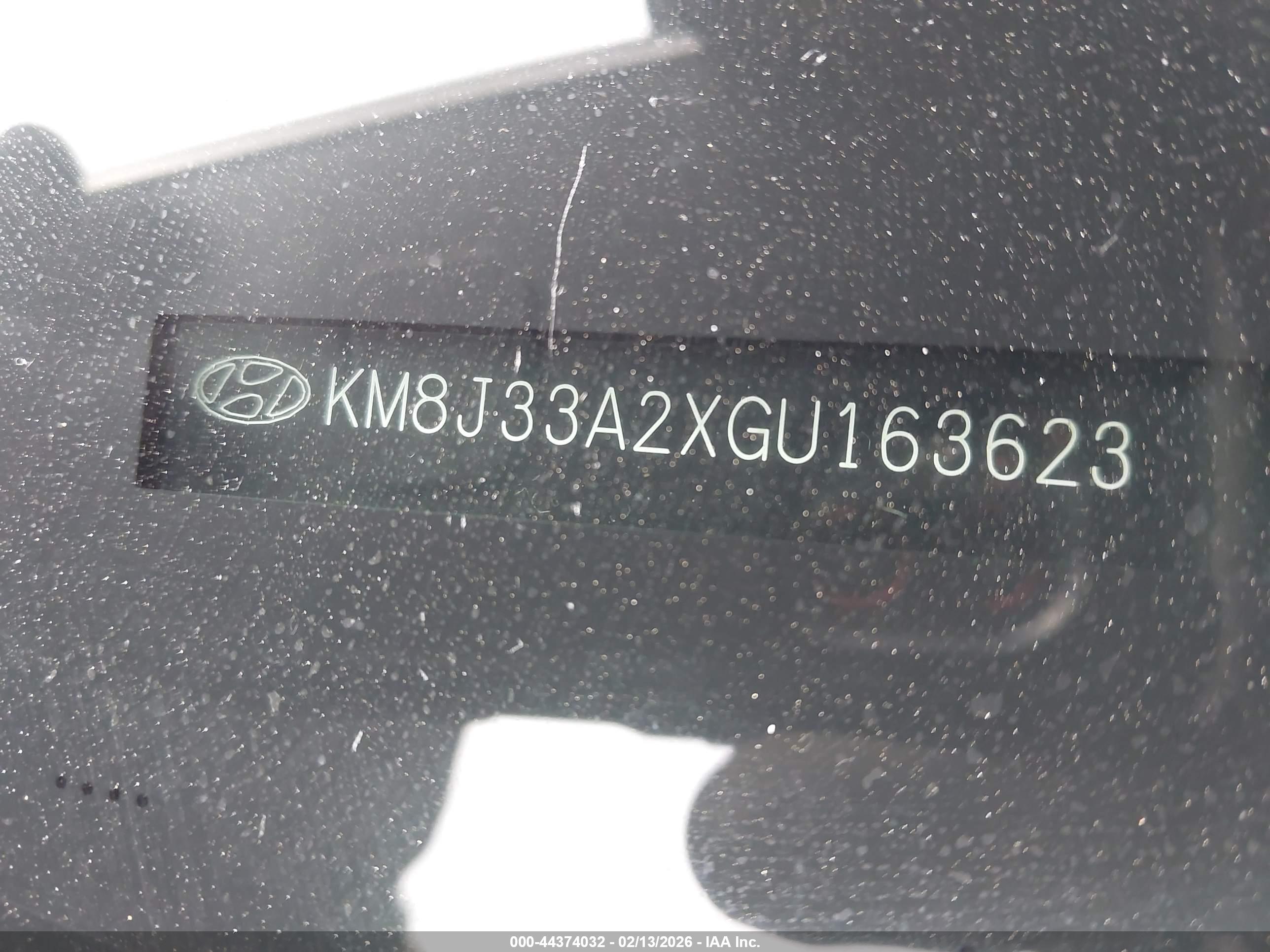 HYUNDAI TUCSON image 9