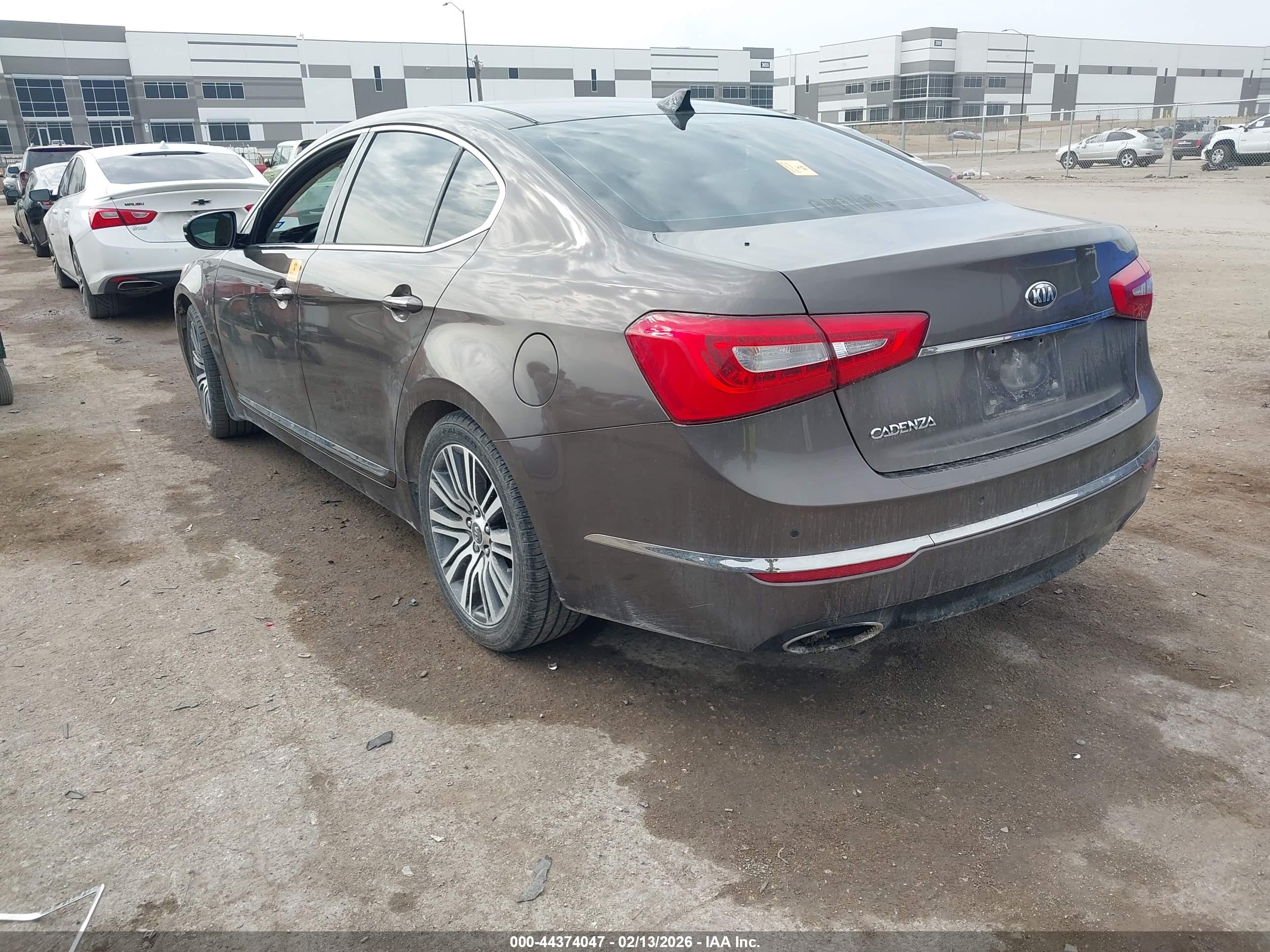 KIA CADENZA image 3
